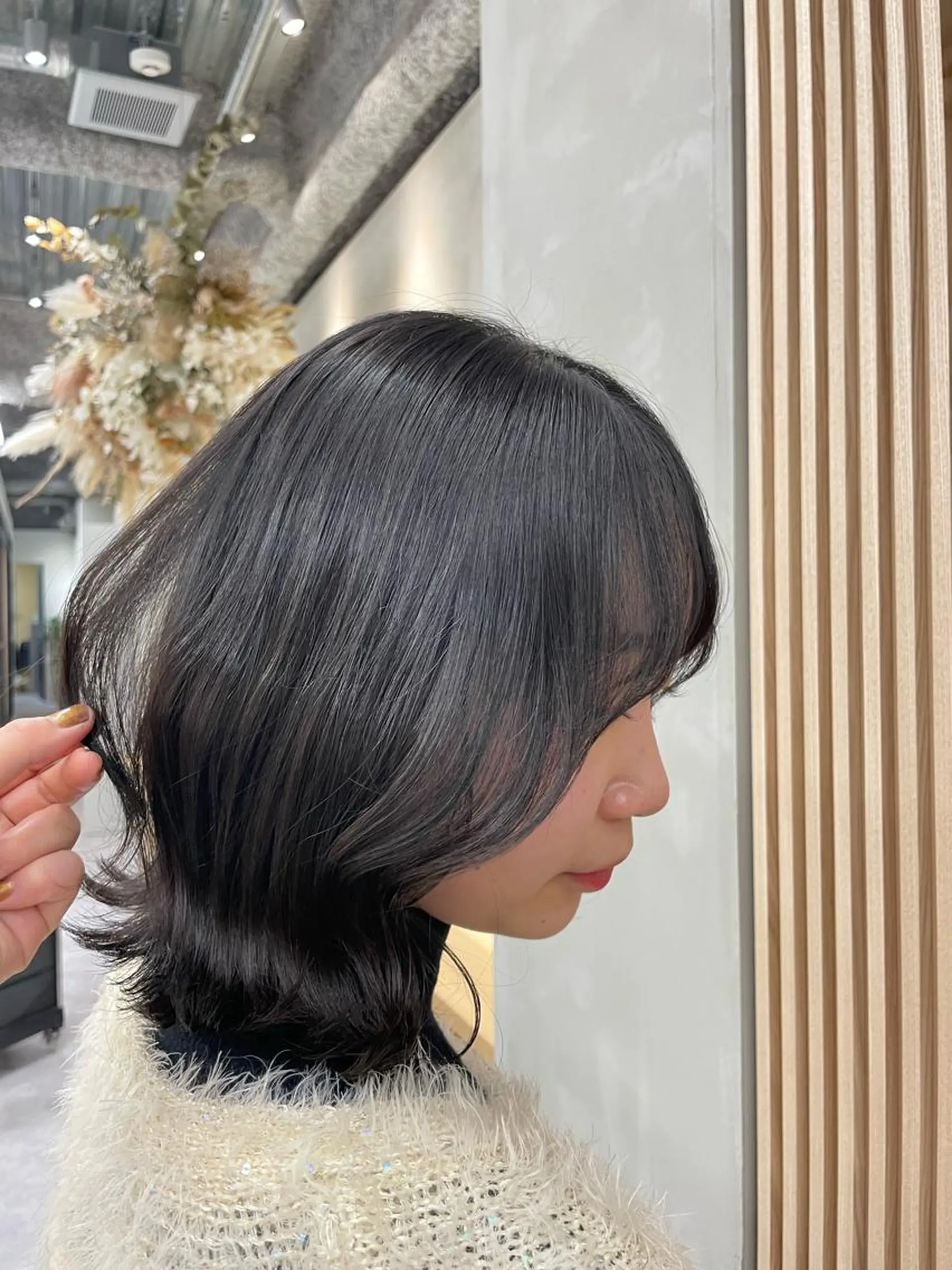ロング カラー ヘアアレンジ ネイル マツエク・マツパ アイブロウ グレージュ ネイビーカラー 眉カラー ネイビー レイヤー縮毛矯正 ささきすずね💗のヘアスタイル