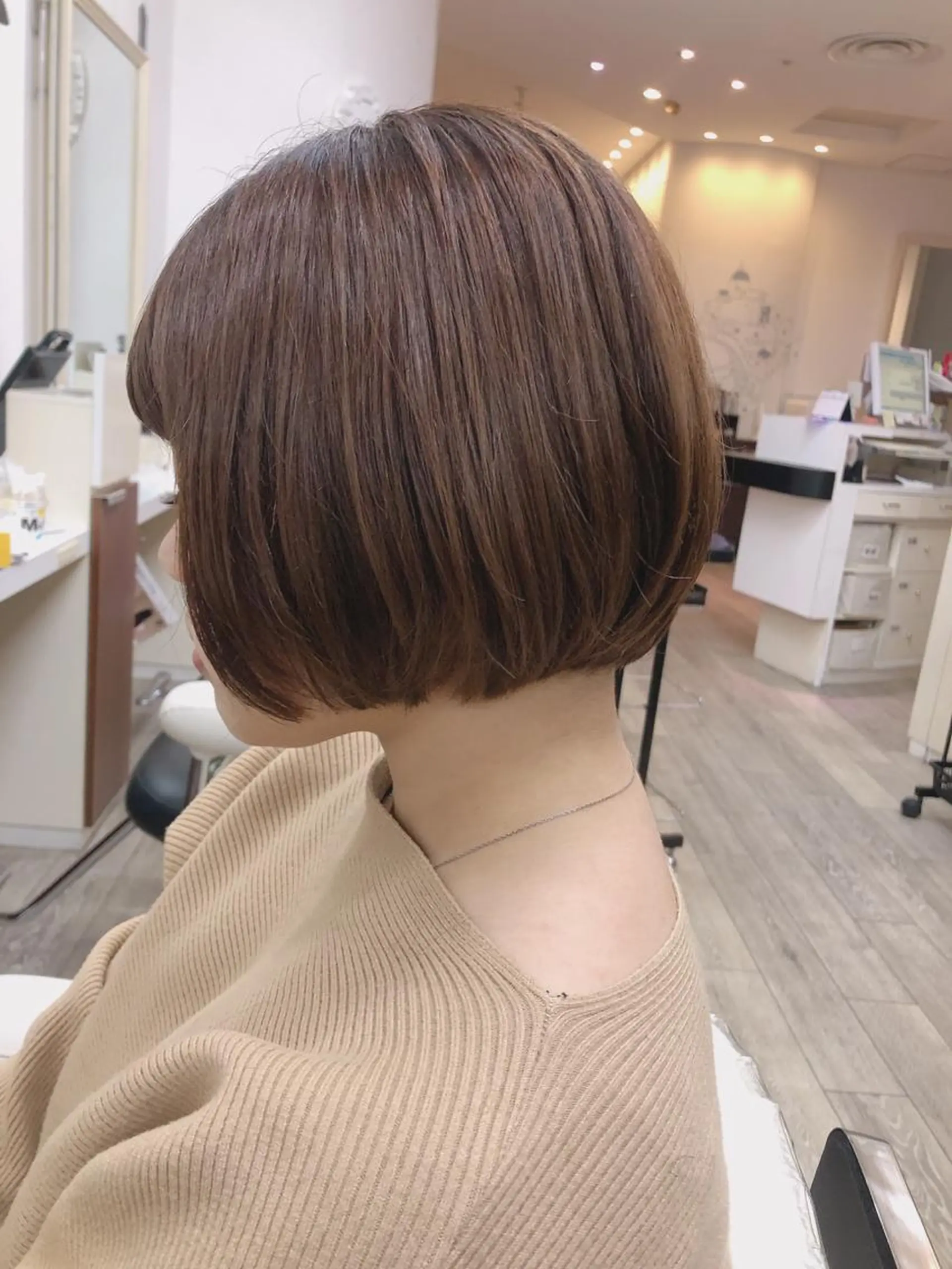 ショート ボブ カット ヘアカラー いけがみ ゆかなのヘアスタイル