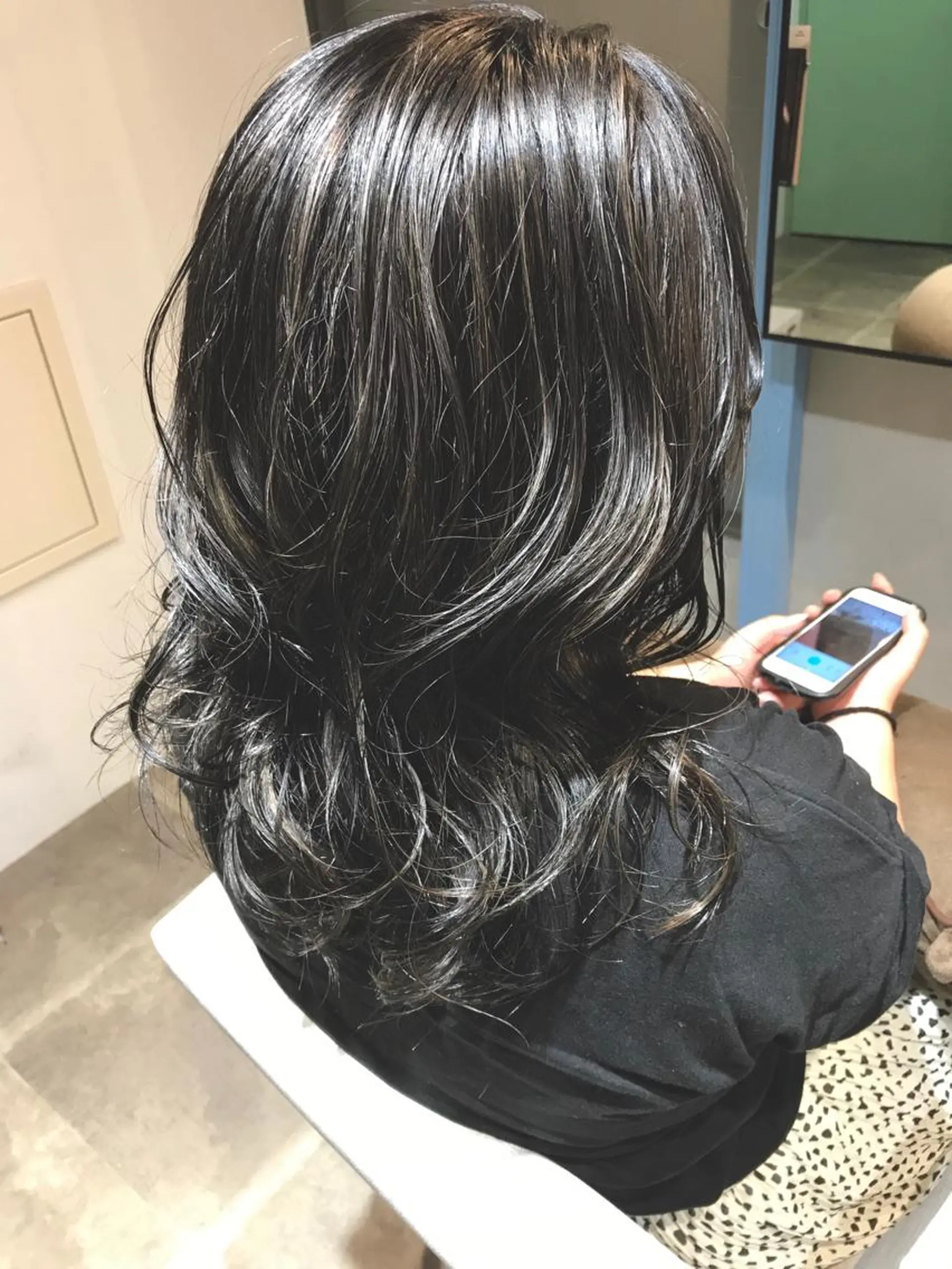 セミロング ハイライト カット ヘアカラー トリートメント 所渉/韓国レイヤー /ウルフカットのヘアスタイル