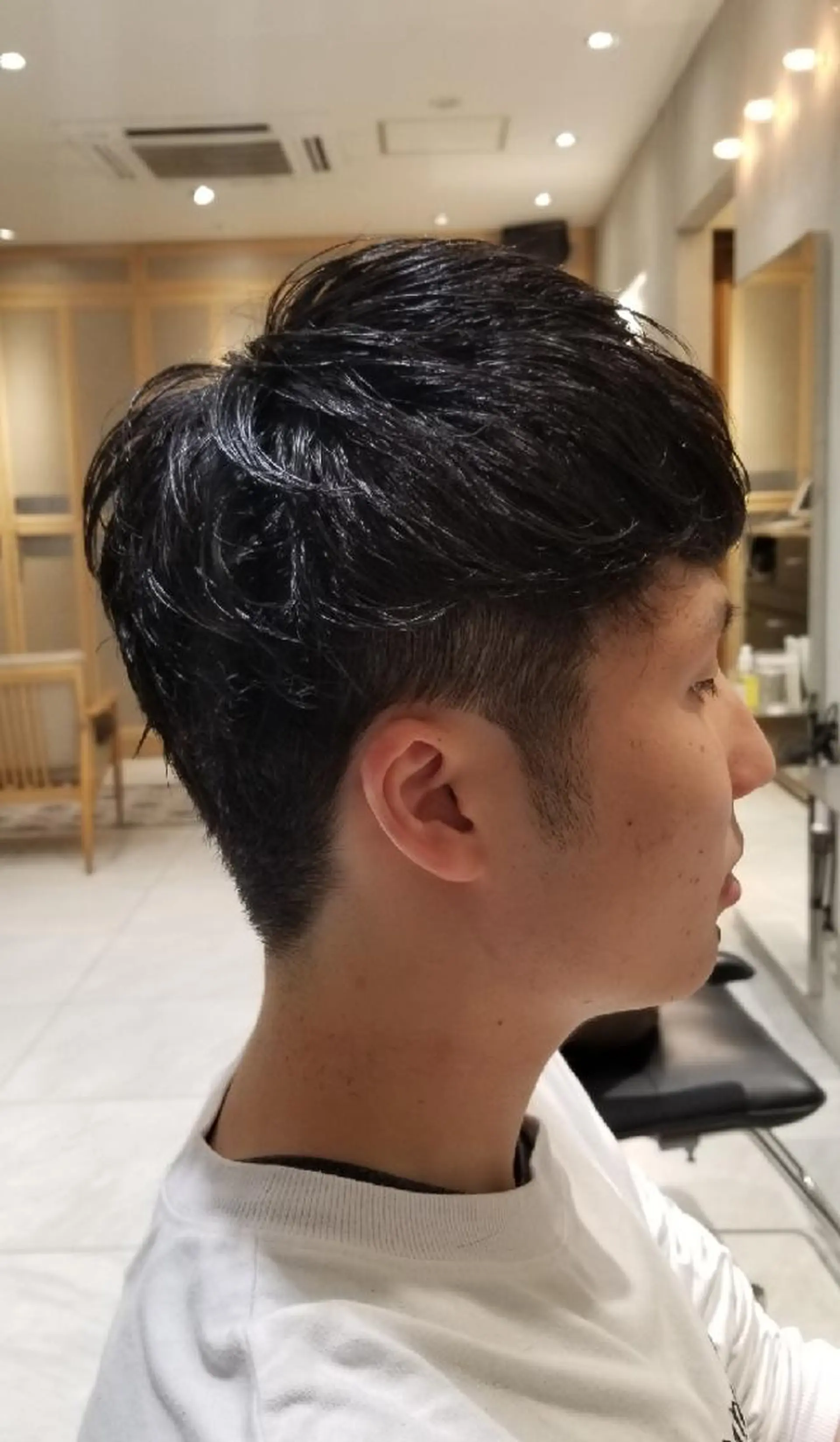 メンズ マッシュ 刈り上げ カット 🔴赤み消し/ 艶カラー落合　優🔴のヘアスタイル