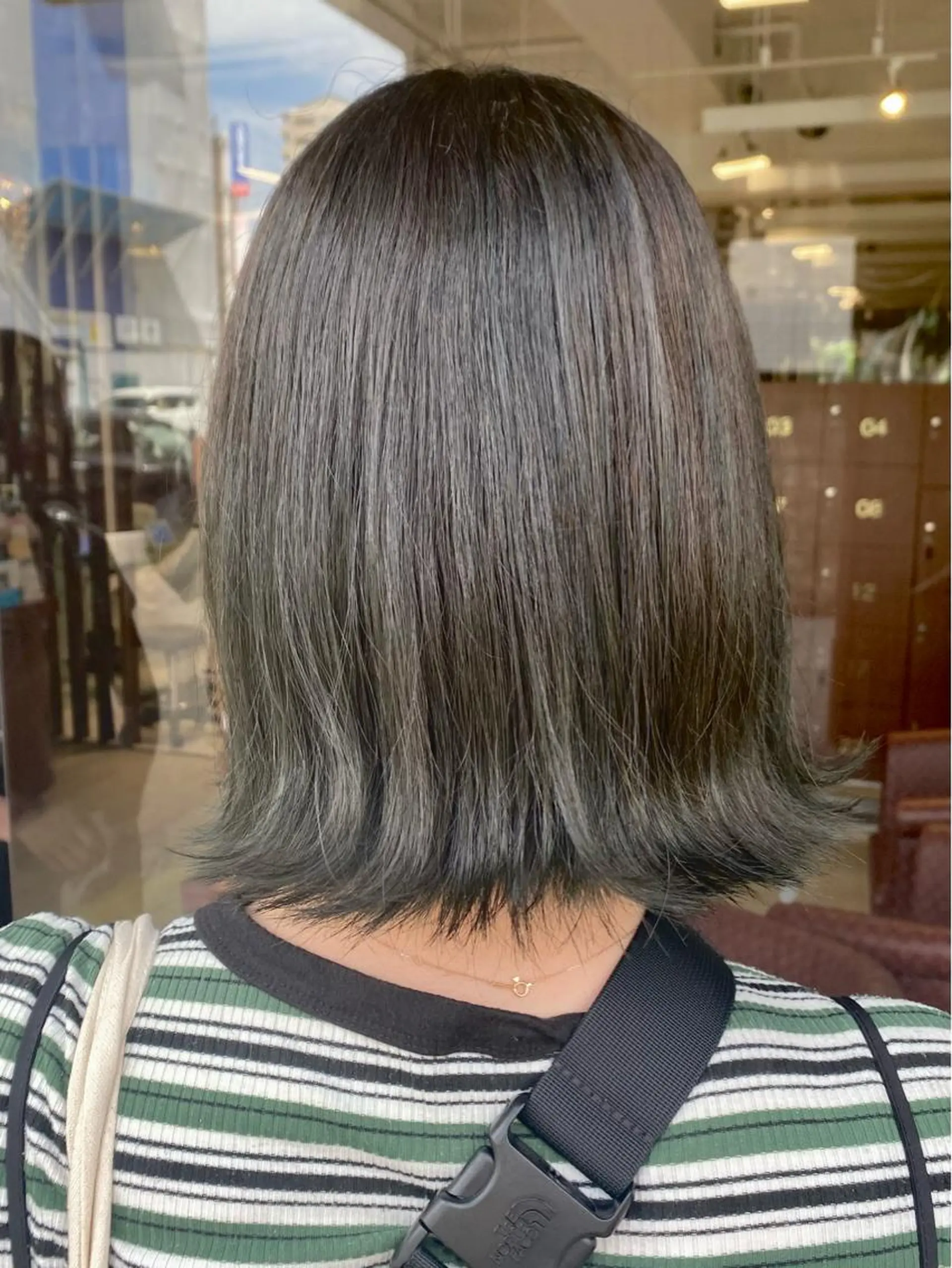 ミディアム カラー ベージュカラー 透明感カラー オリーブベージュ オリーブカラー ヘアカラー トリートメント 暖水 まりあのヘアスタイル