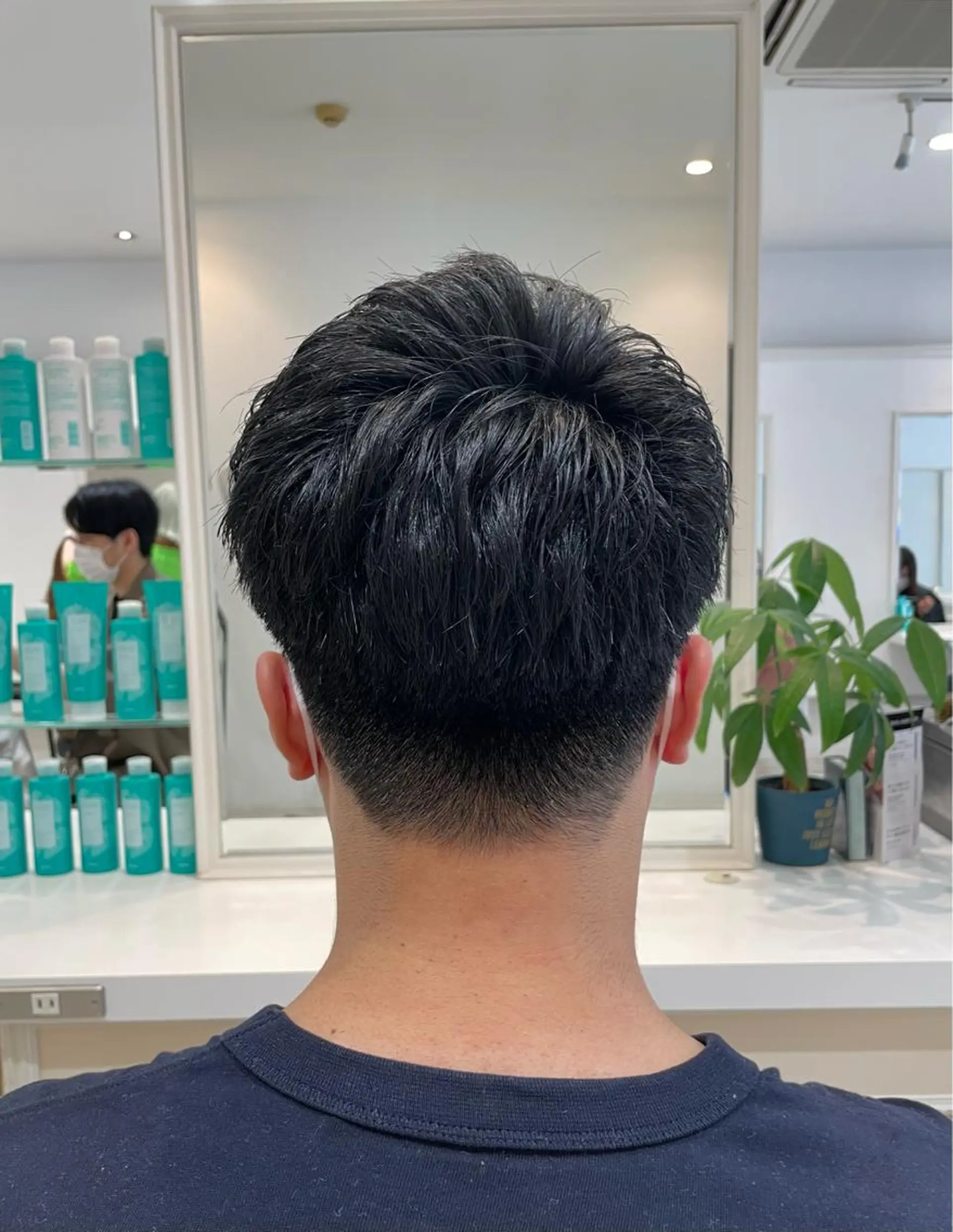 ショート パーマ メンズ メンズパーマ JERICHO HAIR所属・河野 由佳の眉毛・アイブロウイメージ