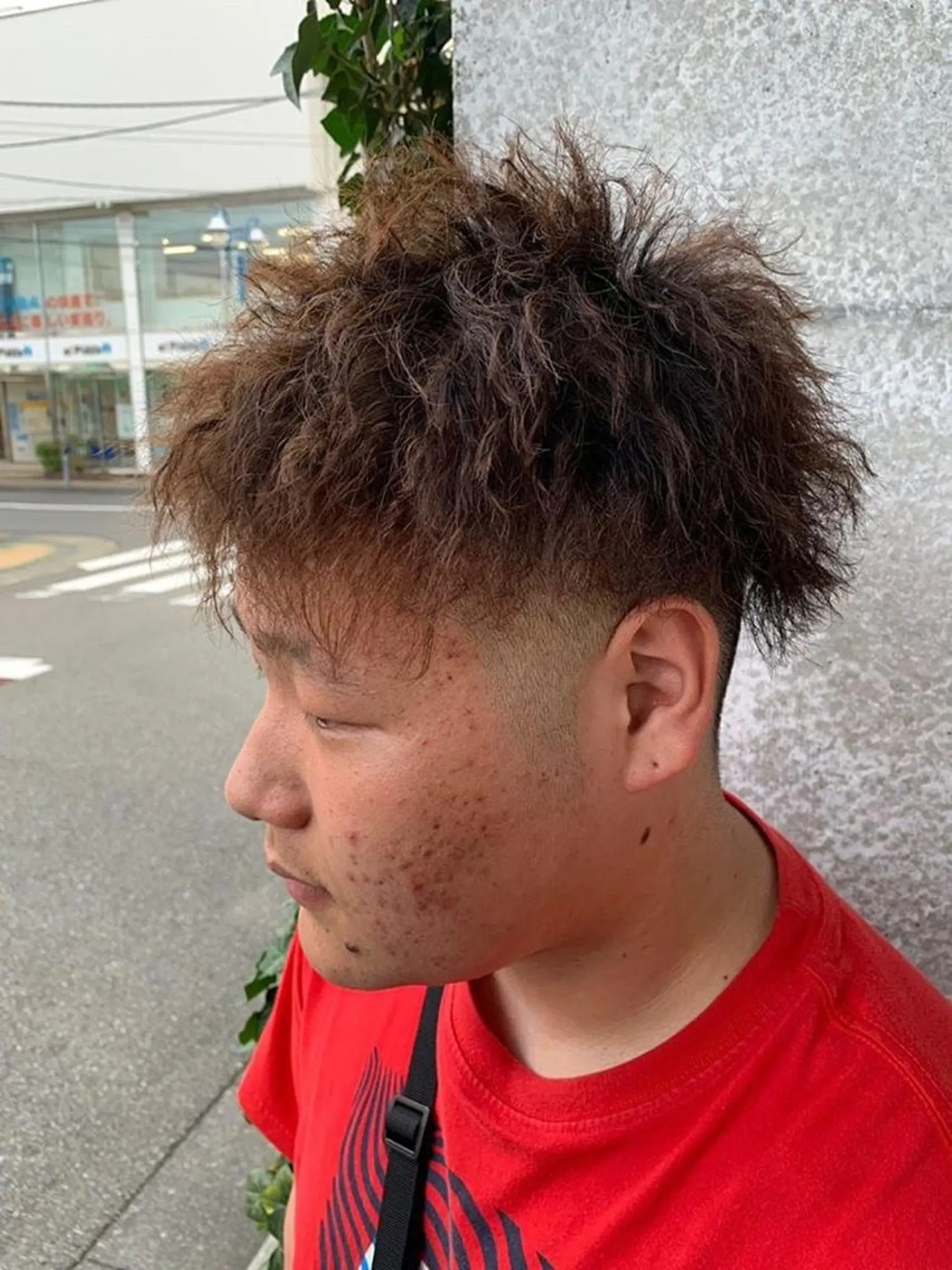 ショート カラー パーマ メンズ メンズパーマフェード シモジタカヒロのヘアスタイル