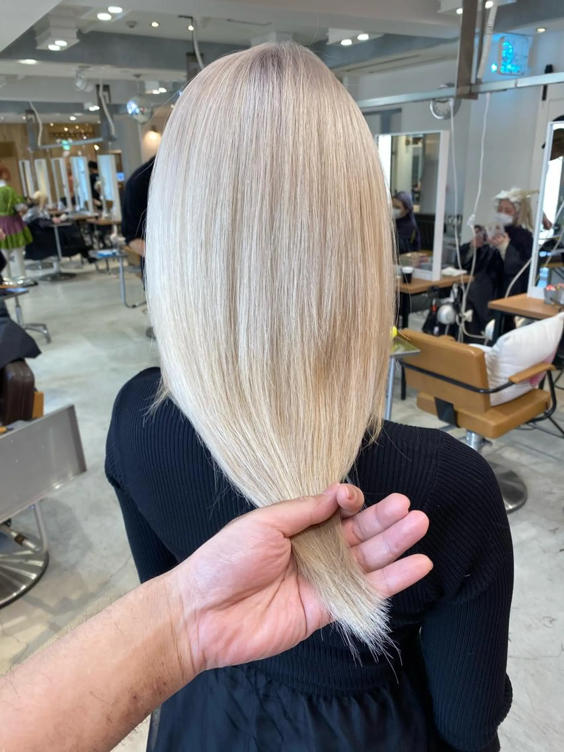 セミロング カラー バレイヤージュ ブリーチ ケアブリーチ ダブルカラー ハイライトカラー welring hair salon所属・welring hair salonのヘアスタイル