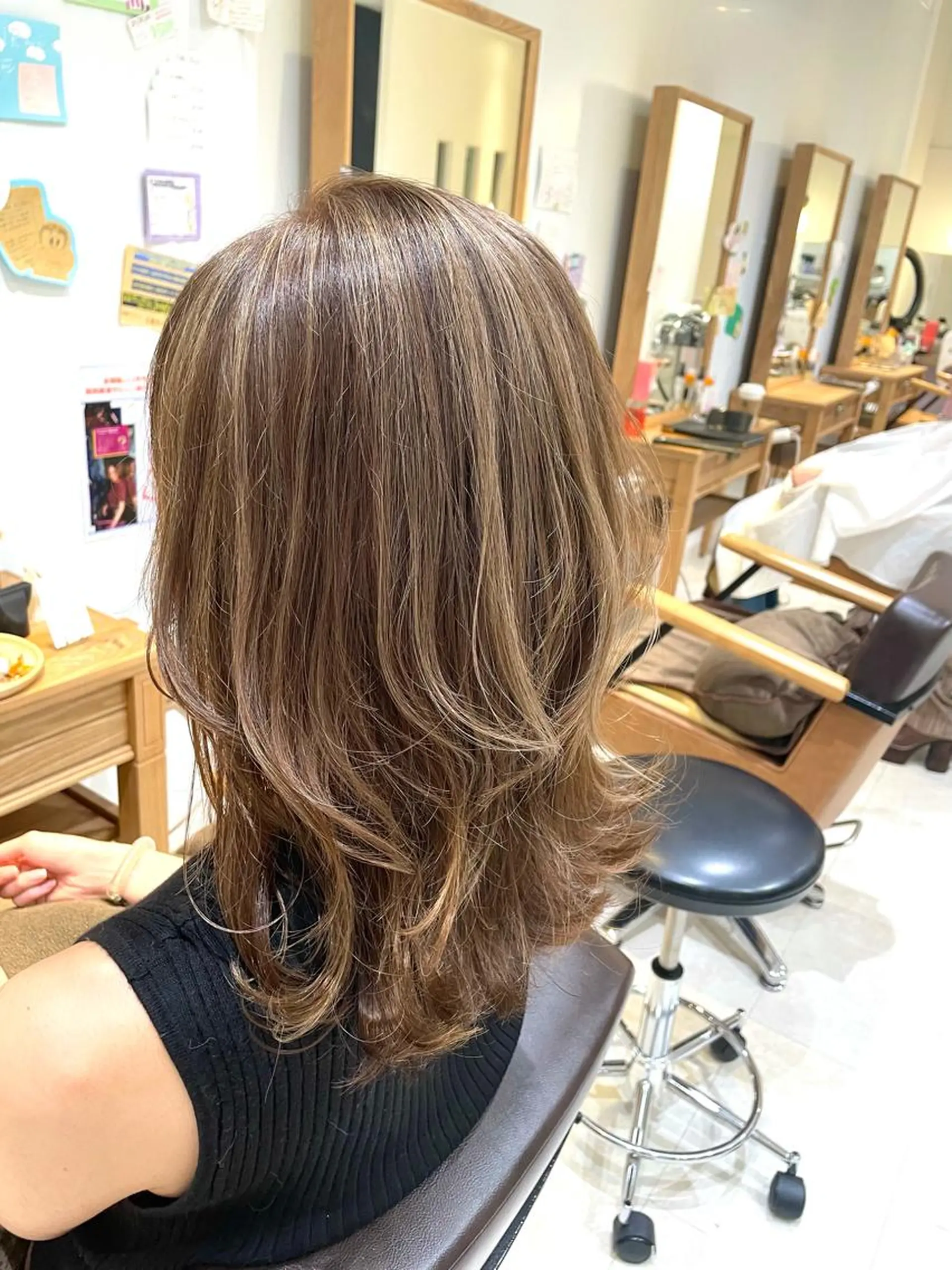 セミロング カラー 心斎橋/ブリーチなし 髪質改善/レイヤーのヘアスタイル