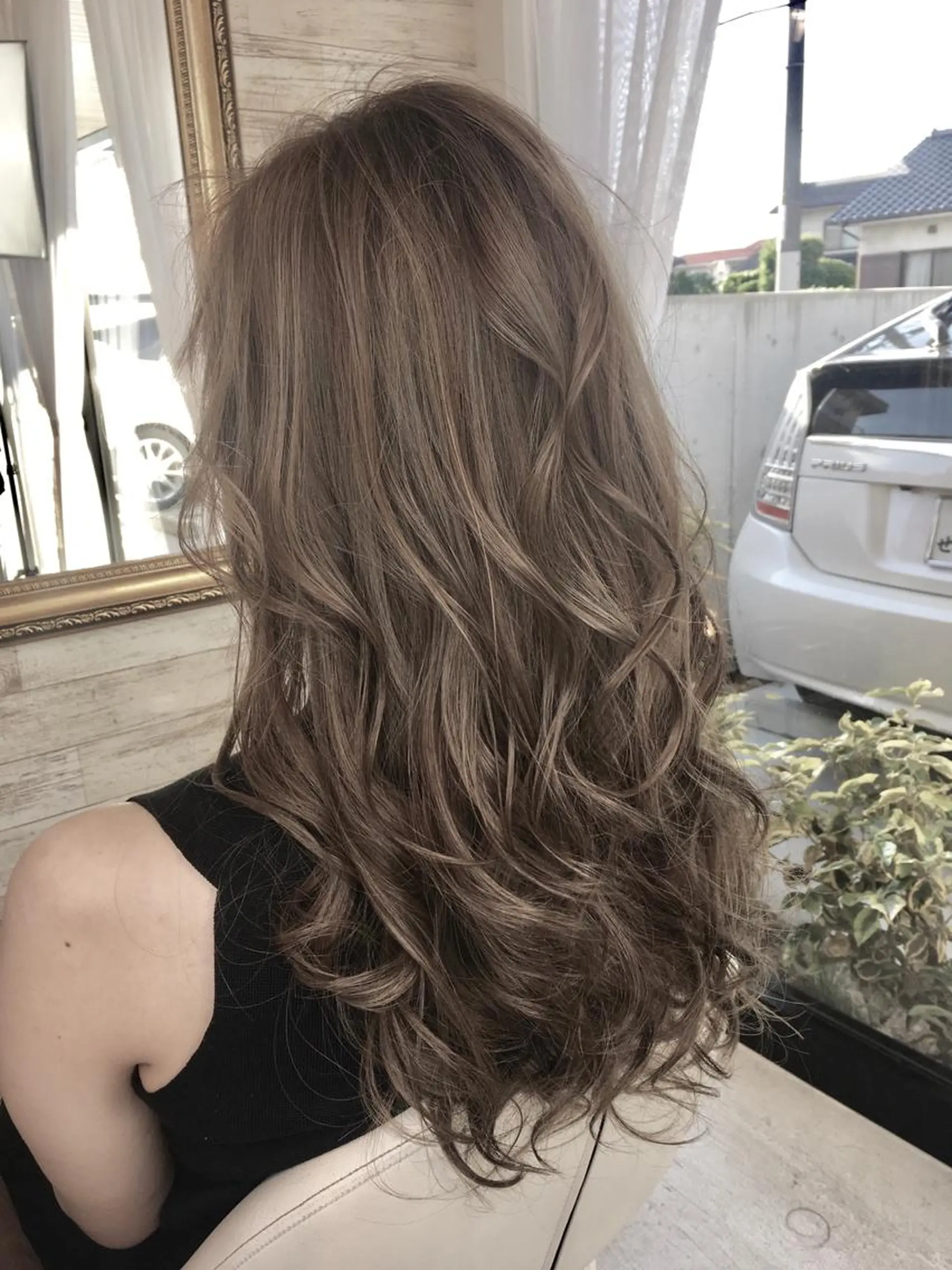 セミロング カラー MARDI GRAS 蘭丸のヘアスタイル