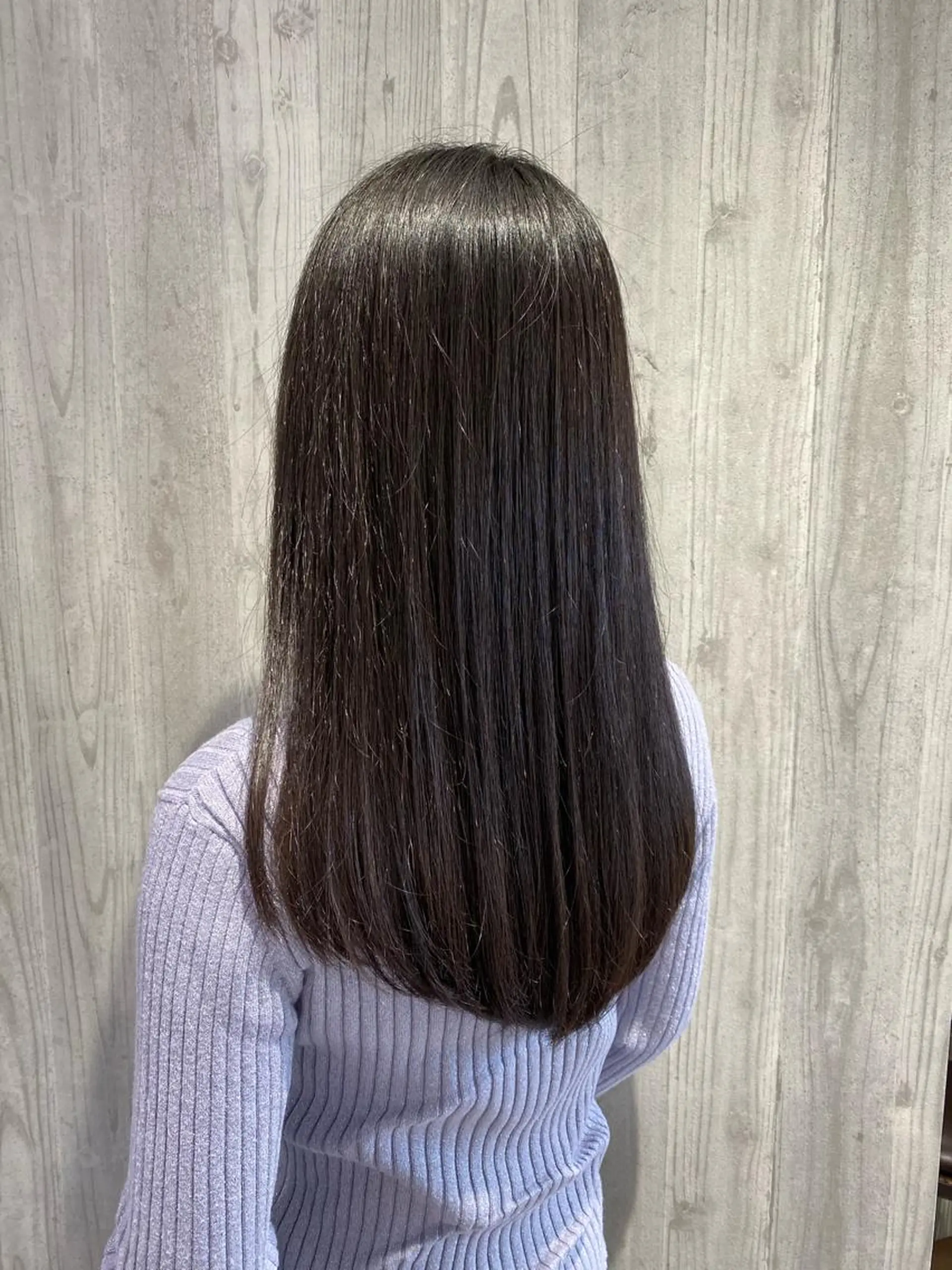 ロング カラー アッシュ ダークアッシュ ロング Renatus店長 金子裕美のヘアスタイル