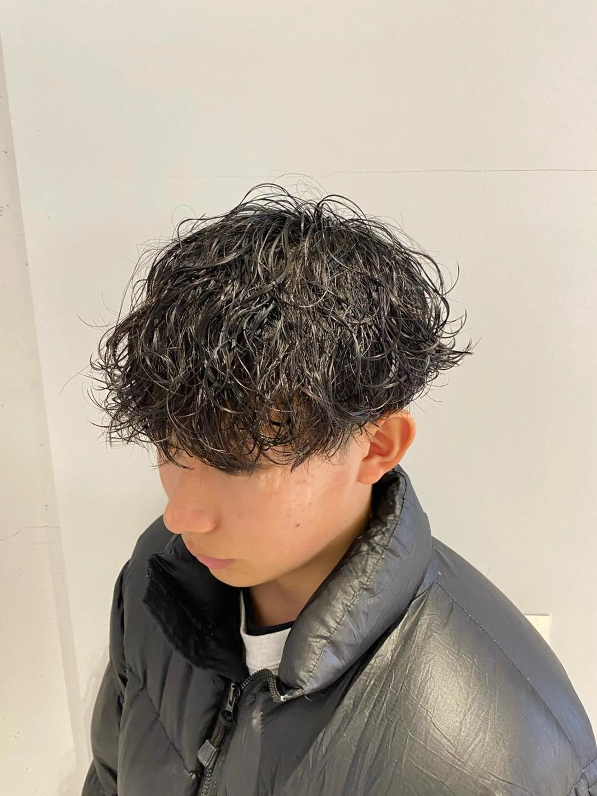パーマ メンズ カット パーマ 新宿【メンズパーマ】 塩澤太一のヘアスタイル