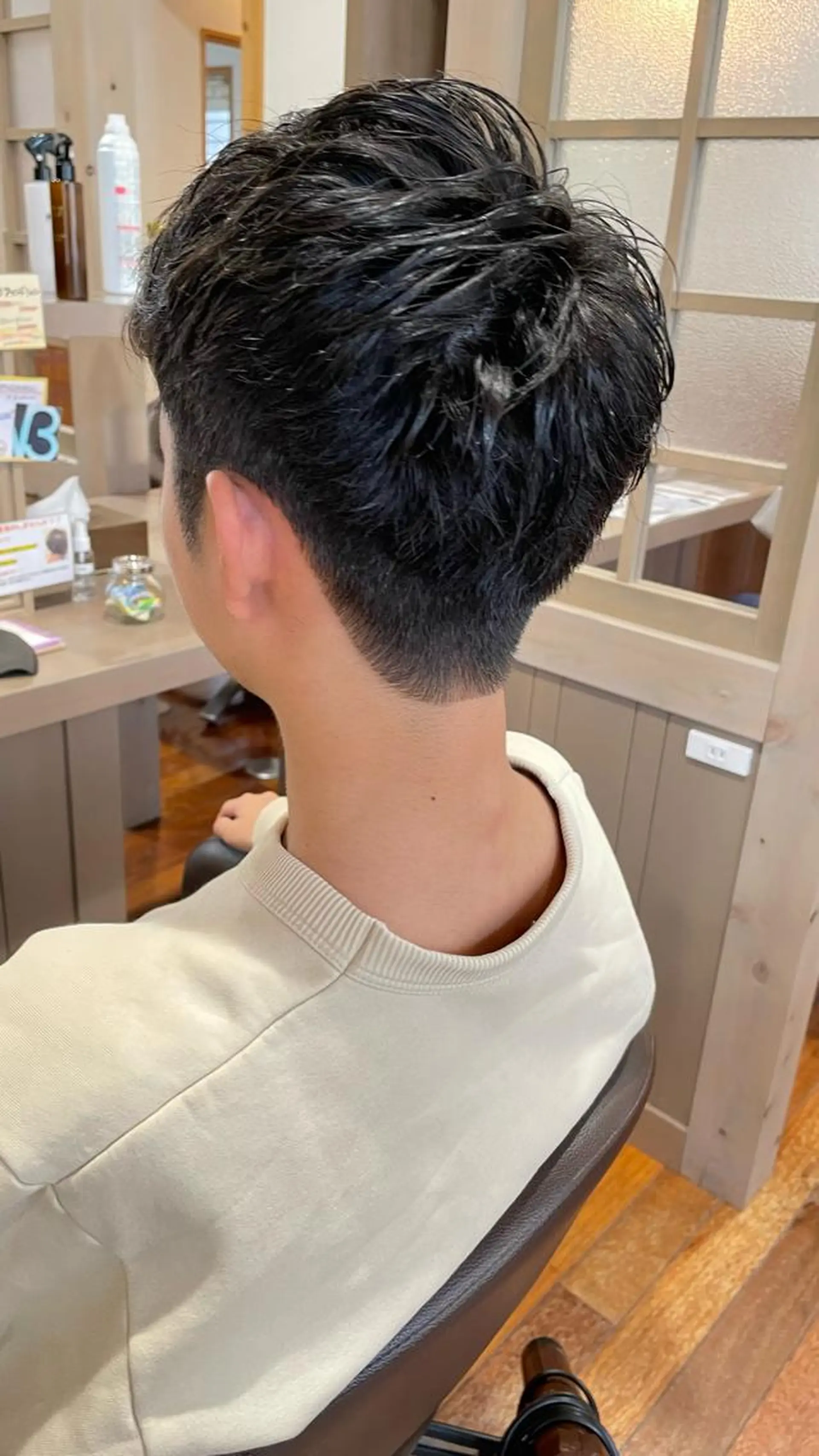 メンズ 吉田 浩太郎のヘアスタイル