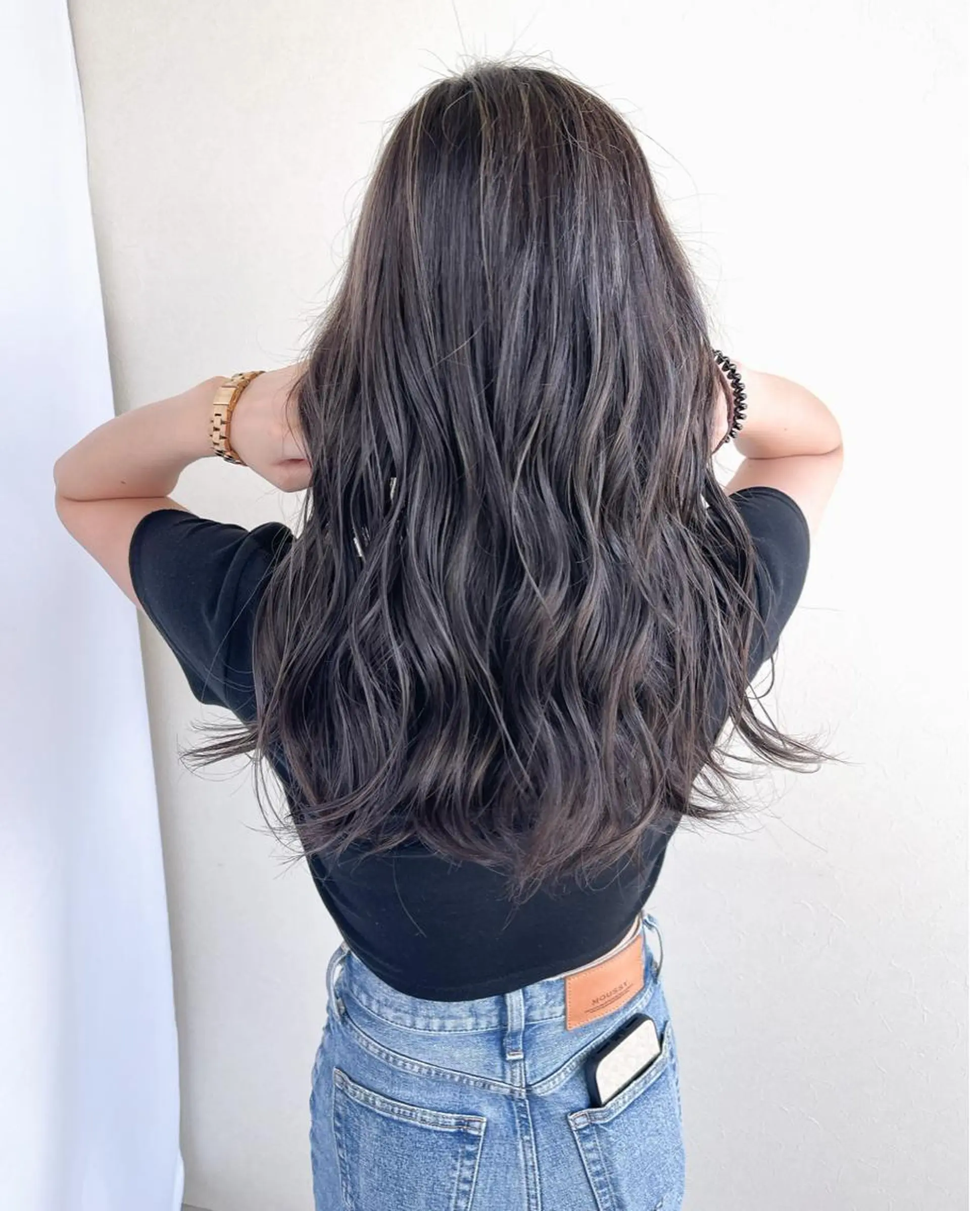 ロング カラー グレージュ ハイライトカラー ハイライト カット ヘアカラー 鎌倉 光洋のヘアスタイル