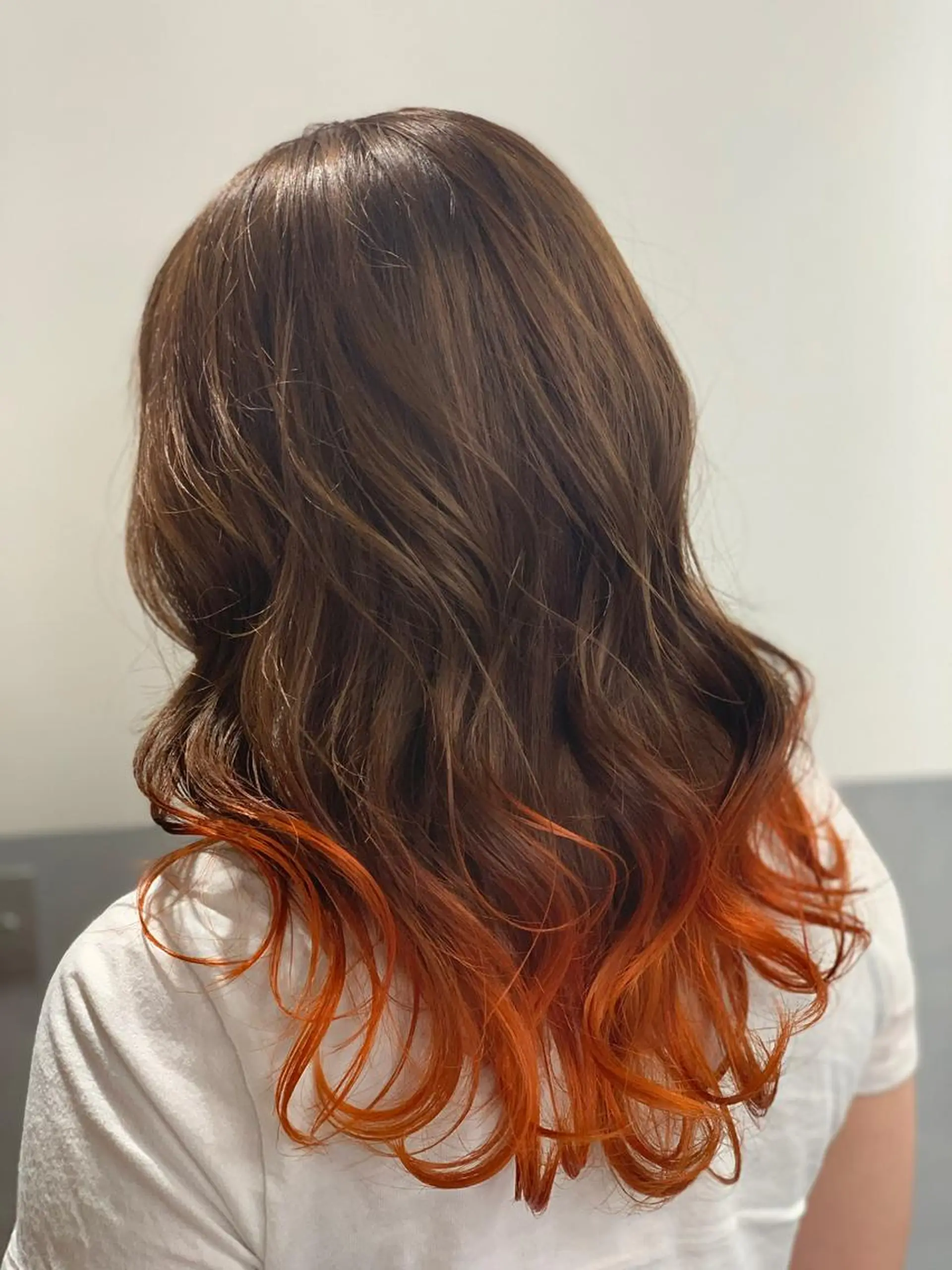 ロング カラー ヘアアレンジ ブリーチ ケアブリーチ グラデーションカラー オレンジ カット ヘアカラー トリートメント Arumeria ❄️富澤翼❄️のヘアスタイル