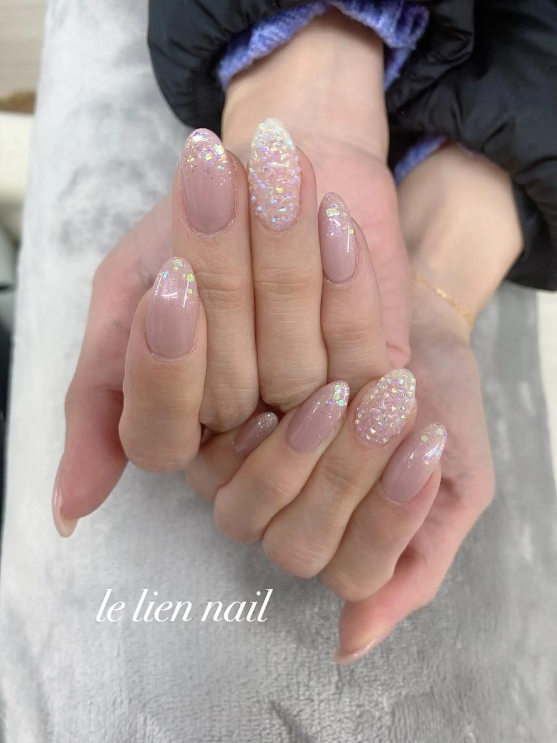 ネイル キラキラネイル 冬ネイル ハンドネイル le lien nailのネイルデザイン
