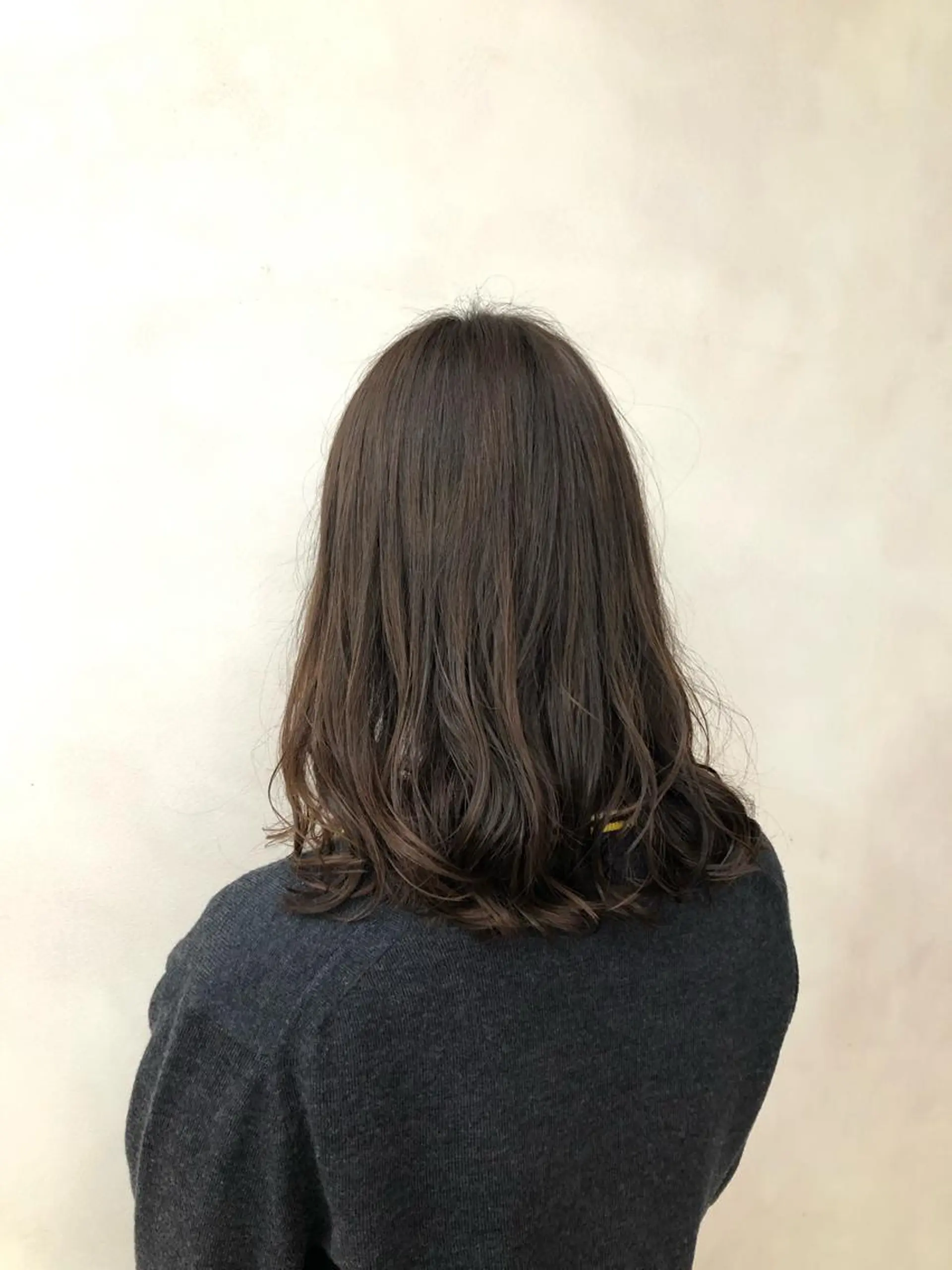 セミロング カット ヘアカラー トリートメント 外ハネボブ♡ YUIのヘアスタイル