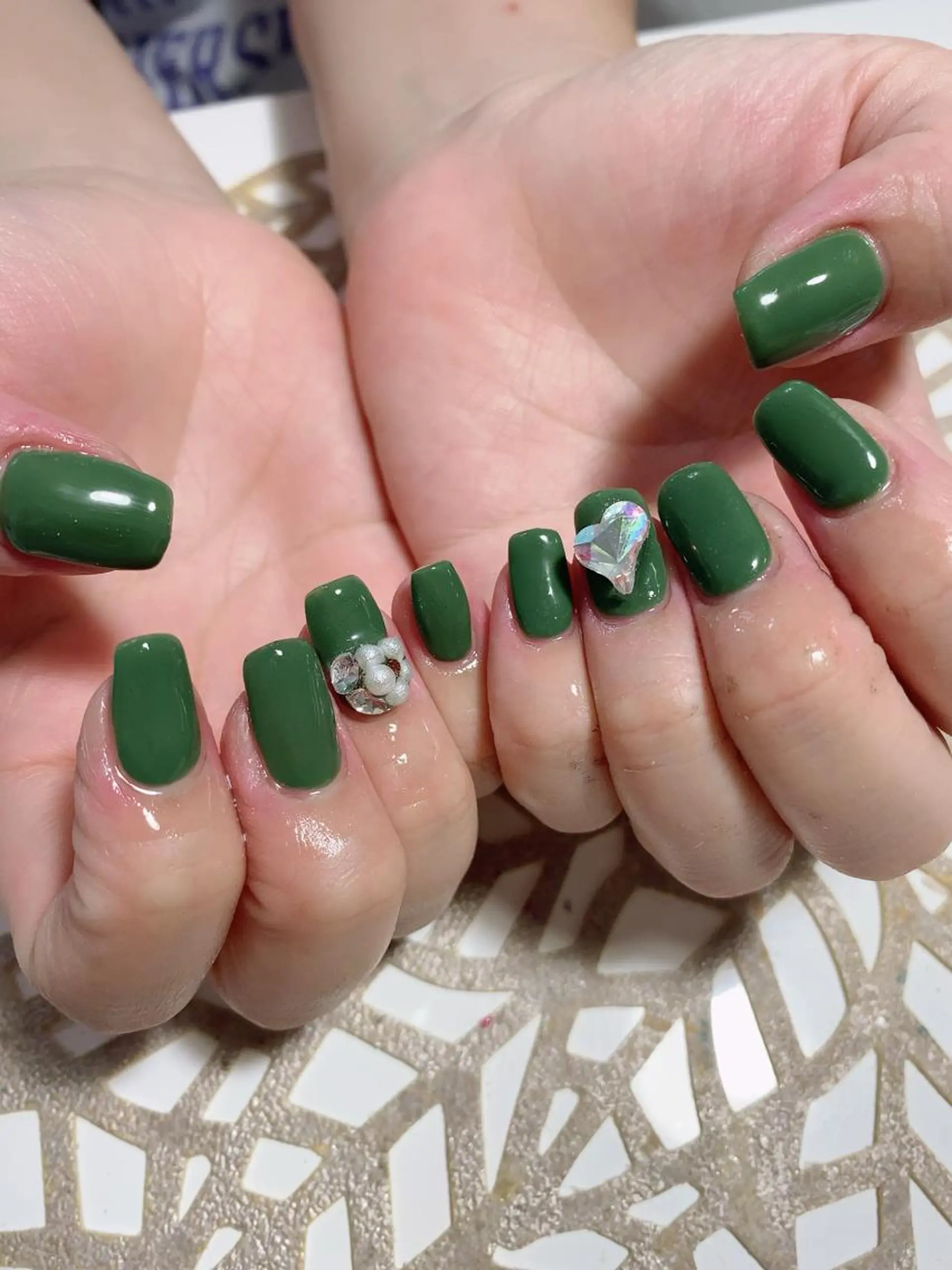 ネイル アートネイル 長さ出し ジェルネイル キラキラネイル ニュアンスネイル ハンドネイル 艶々の美爪を〜 【リリアーナ】のネイルデザイン