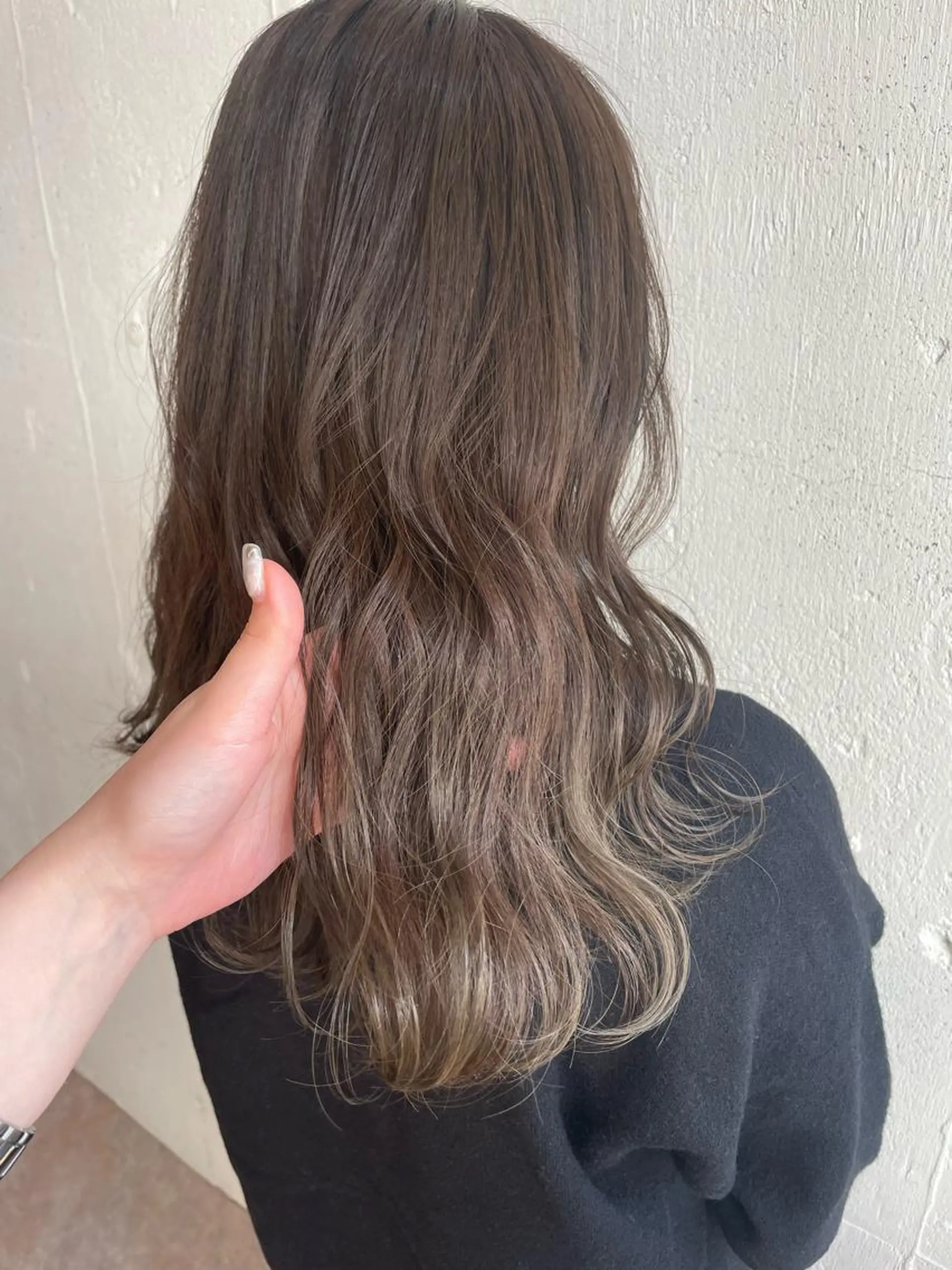 ミディアム カラー カット ヘアカラー トリートメント hisano / ハイトーン・透明感のヘアスタイル