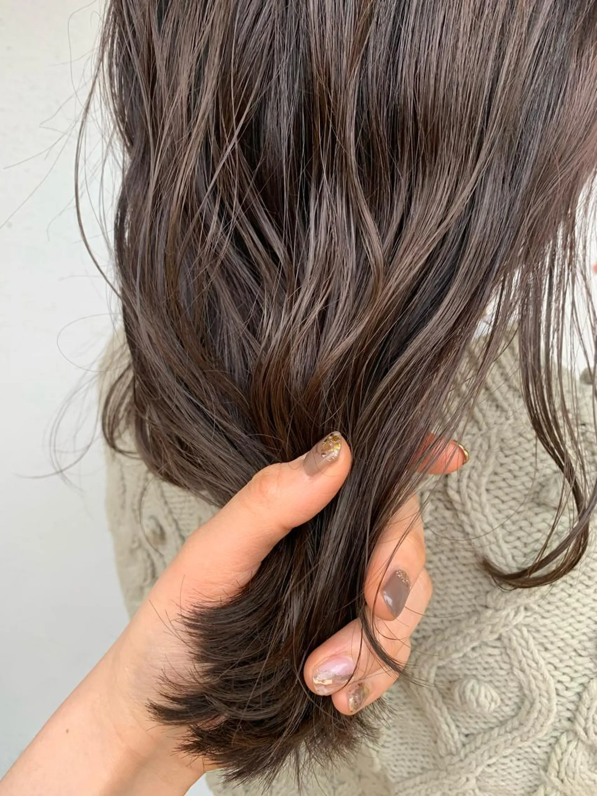 セミロング カラー パーマ ヘアアレンジ putri 川邉 優花のヘアスタイル