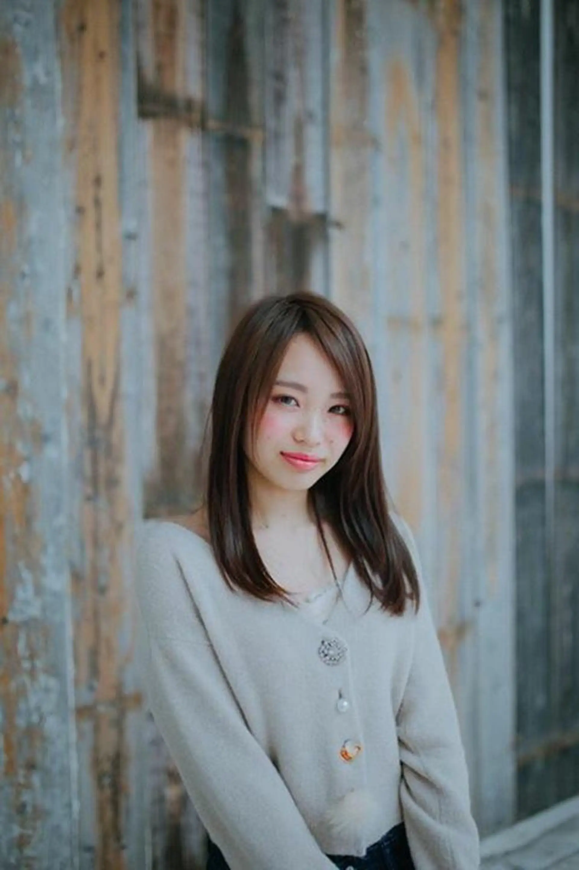 セミロング カラー アッシュ 透明感カラー トリートメント 舘野 太嘉宏のヘアスタイル