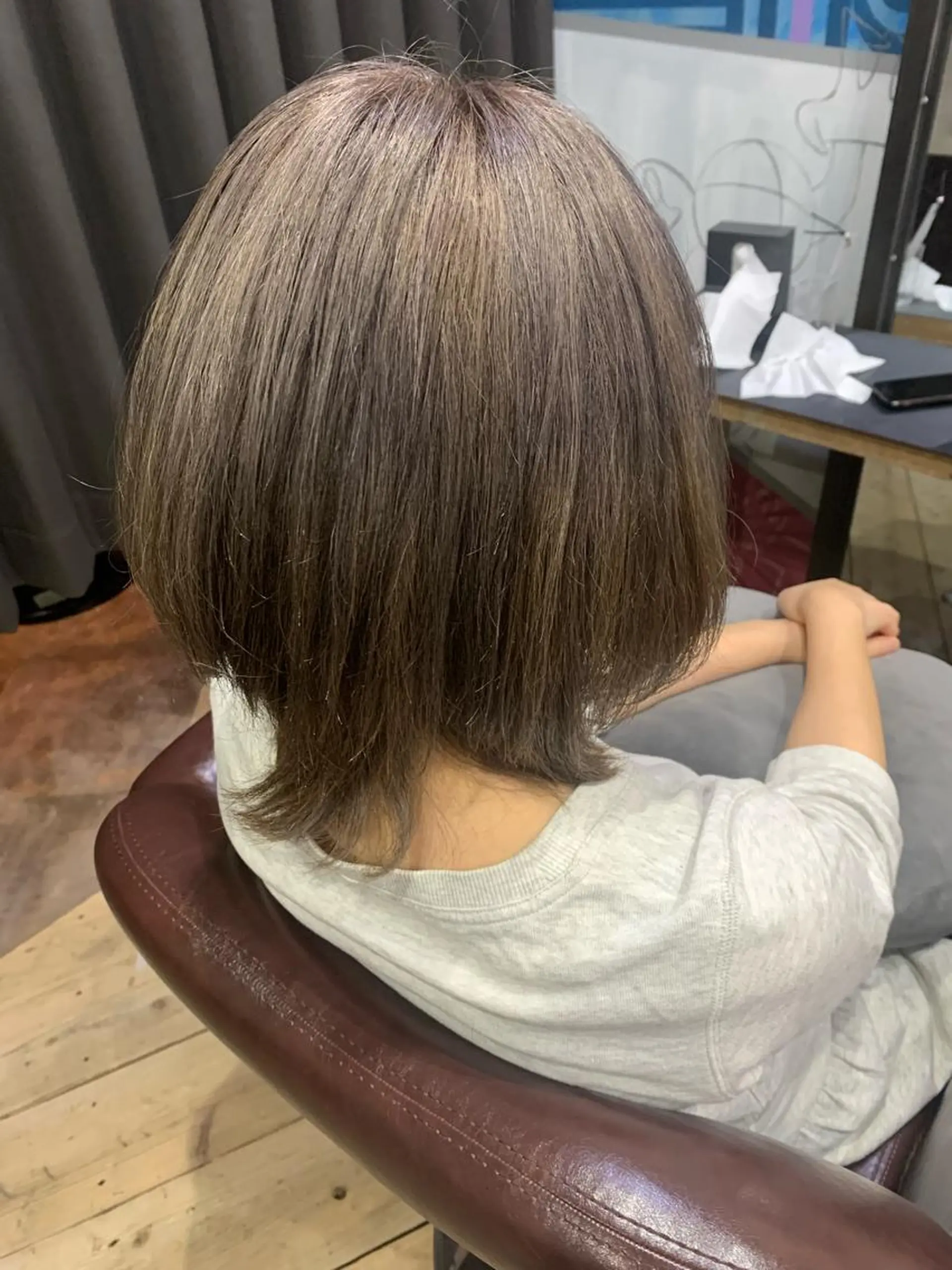 ミディアム カラー YOMU SUZUのヘアスタイル