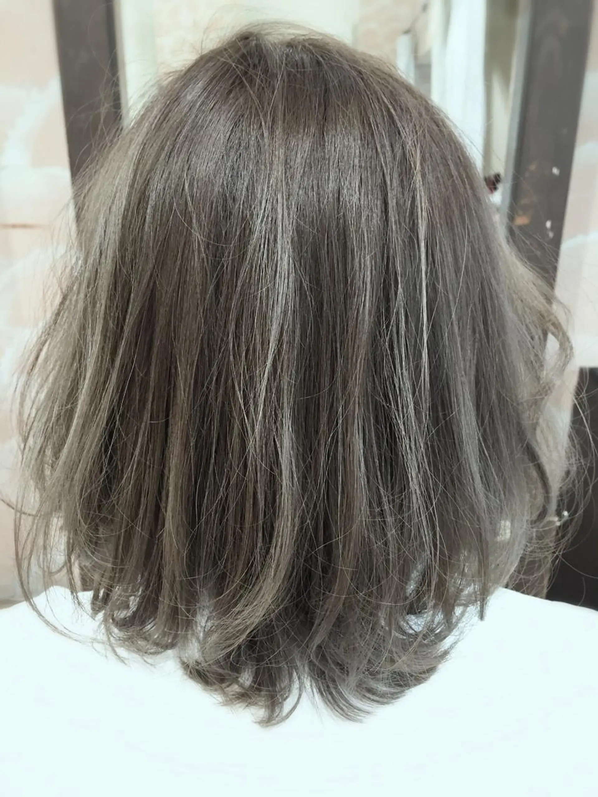 ミディアム カラー ブリーチ イルミナカラー Lee枚方所属・今里 弘樹のヘアスタイル