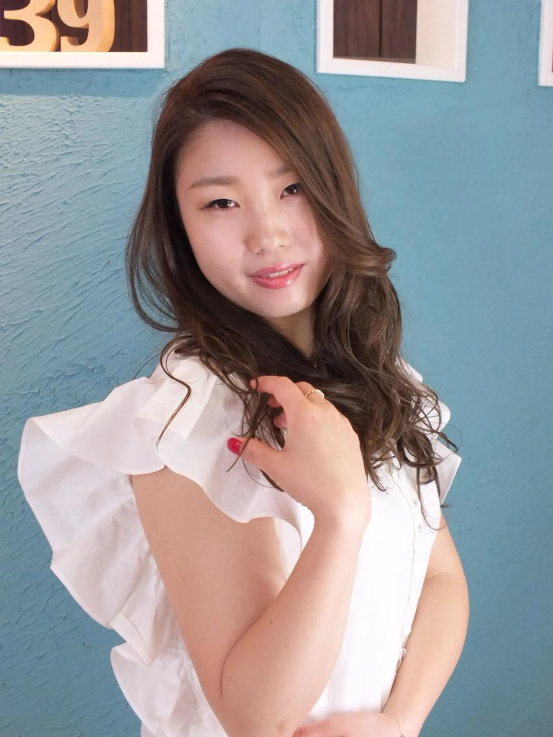 ミディアム カラー パーマ ヘアアレンジ メンズ キッズ ネイル マツエク・マツパ 一人一人の輝きを 心を込めてのヘアスタイル