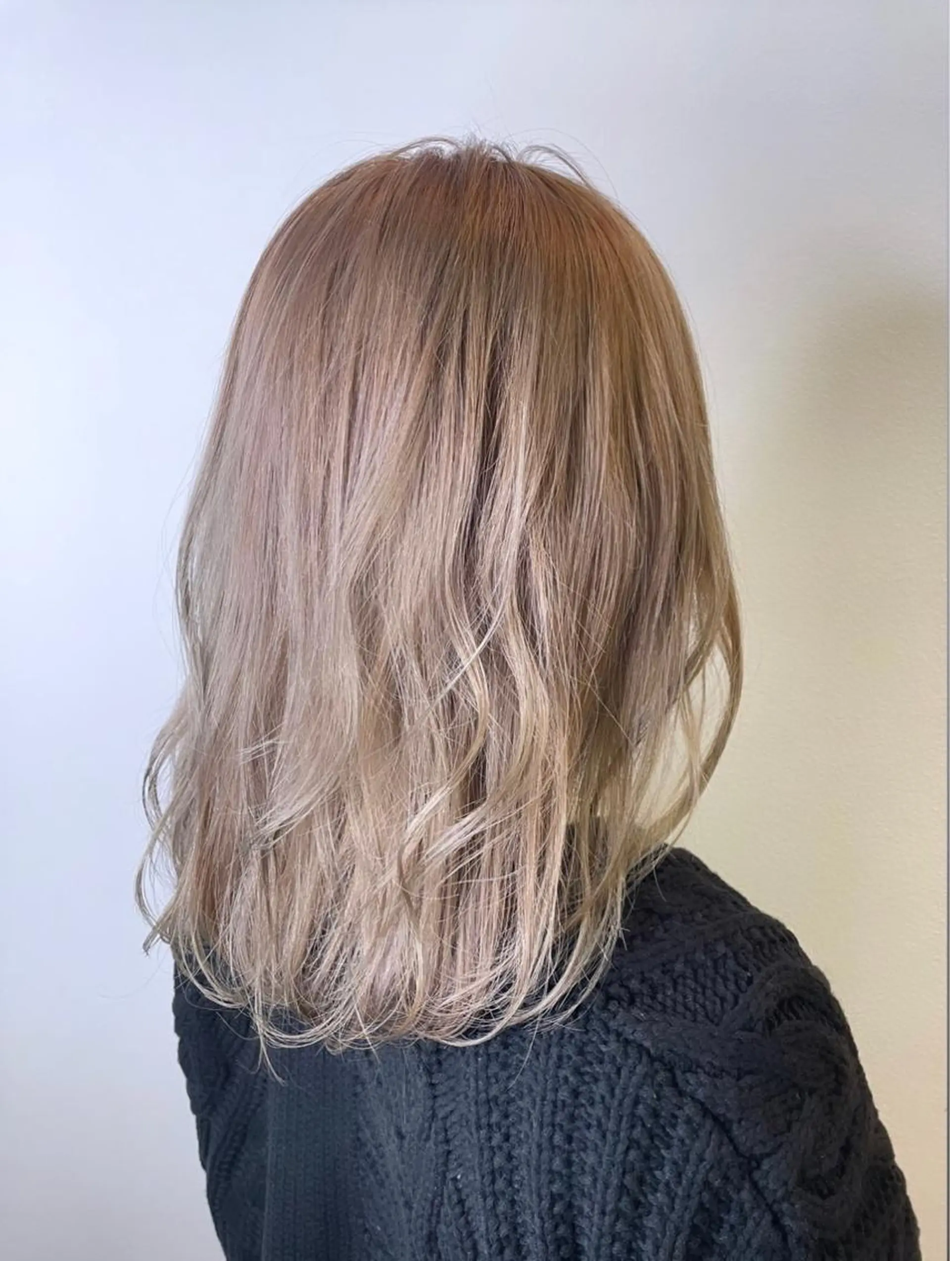 セミロング カラー ブリーチ ハイトーンカラー ヘアカラー トリートメント IORI #韓国ヘア#髪質改善のヘアスタイル