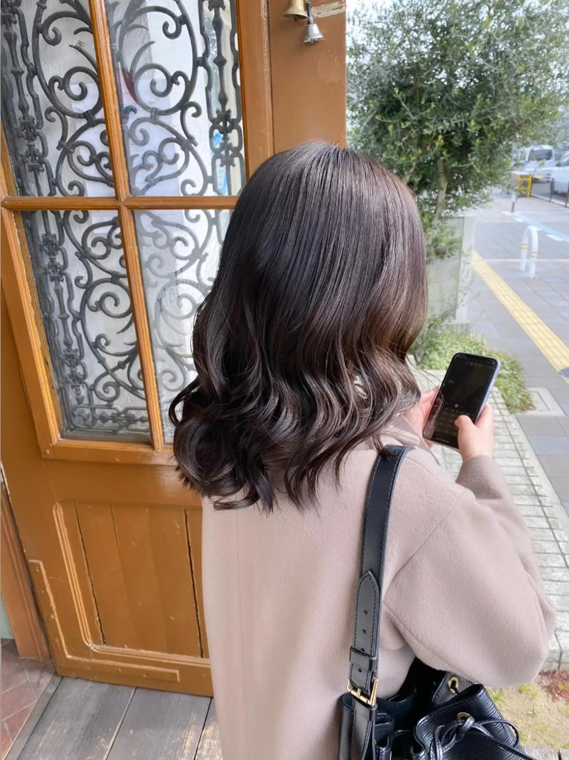 カラー ブリーチ 透明感カラー グレージュ ブリーチなしカラー 橋本 しゅうまのヘアスタイル