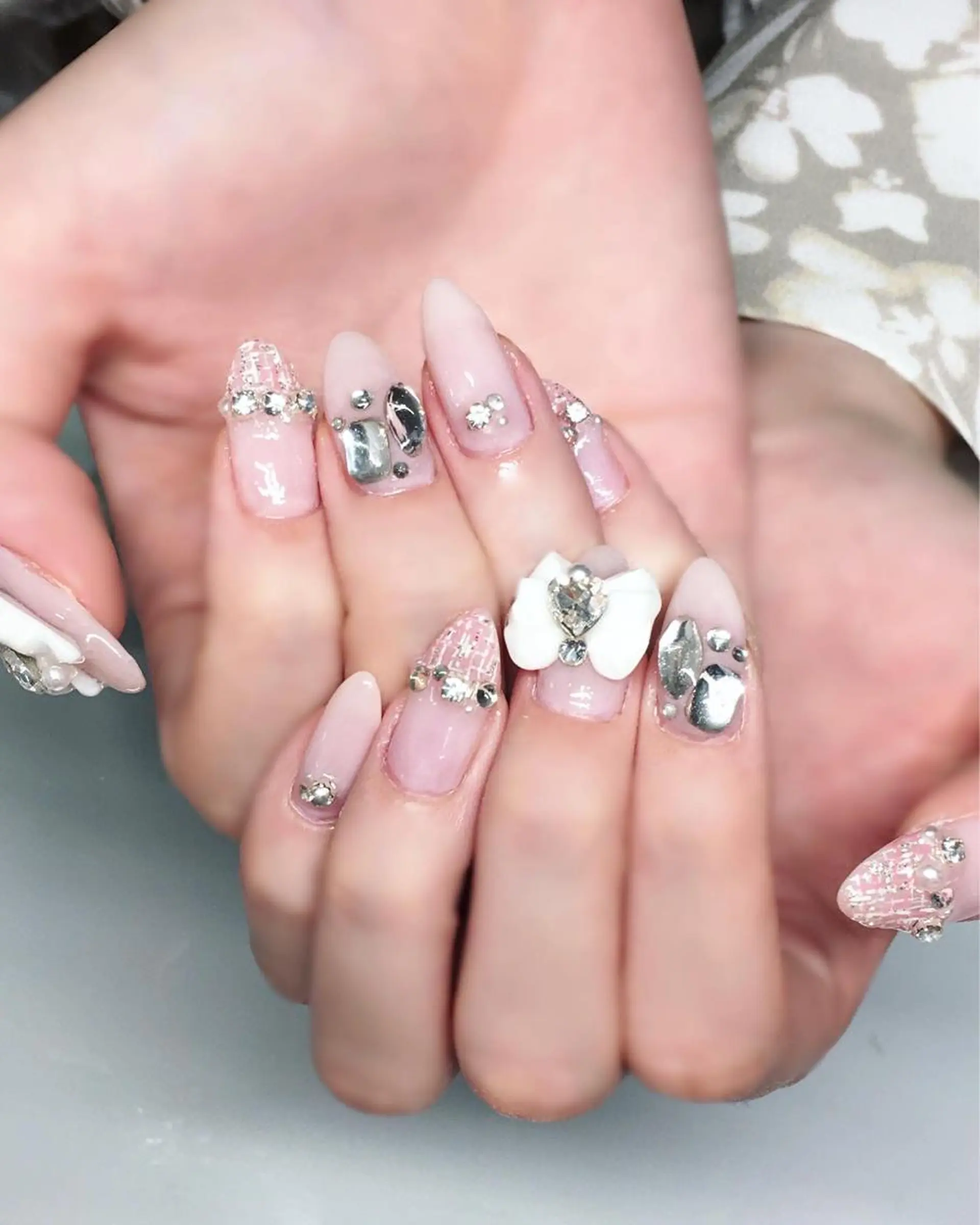 ネイル ジェルネイル キラキラネイル ピンク リボン 春ネイル Nyanco Nailのネイルデザイン