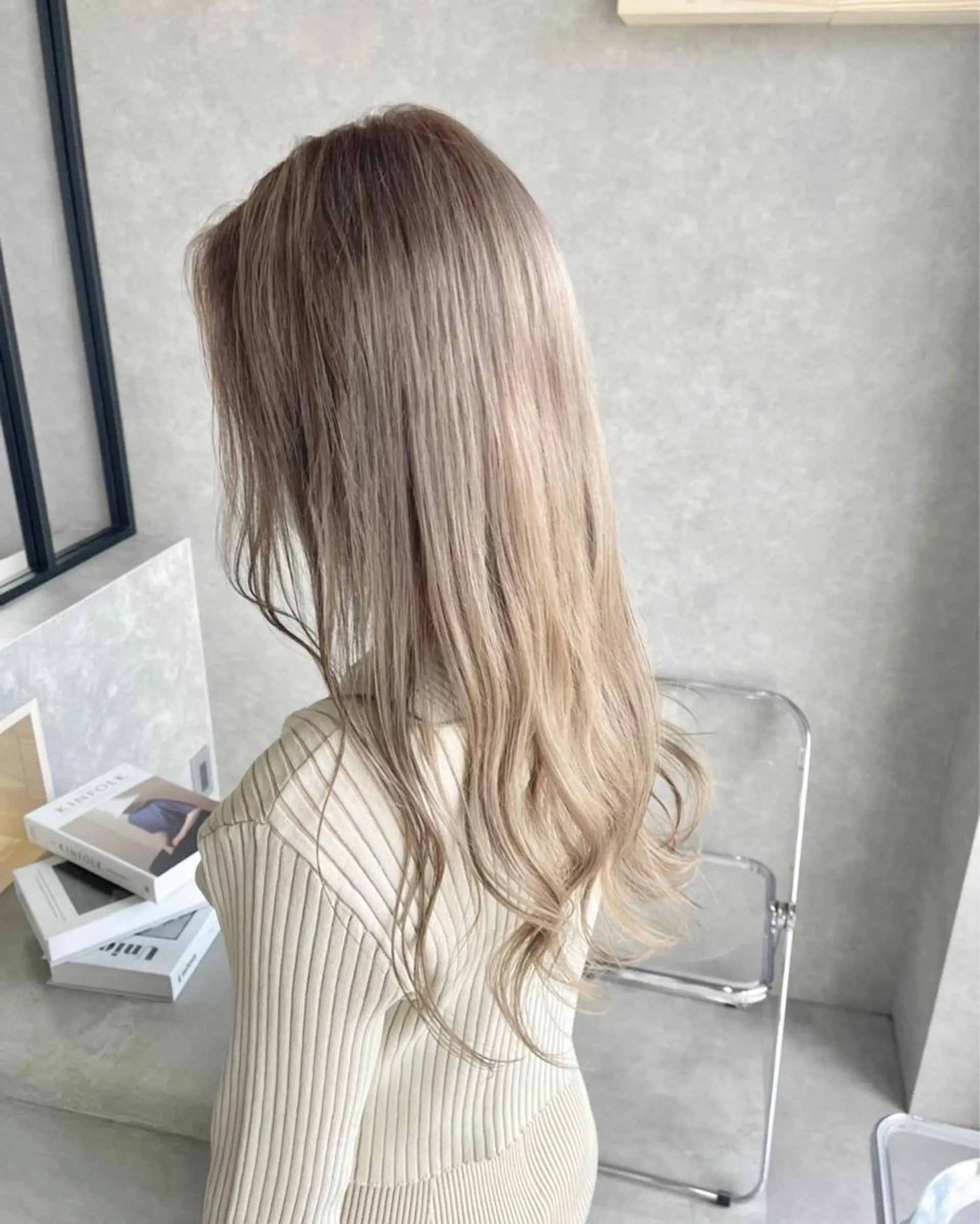 ロング ヘアカラー 河原 亮のヘアスタイル
