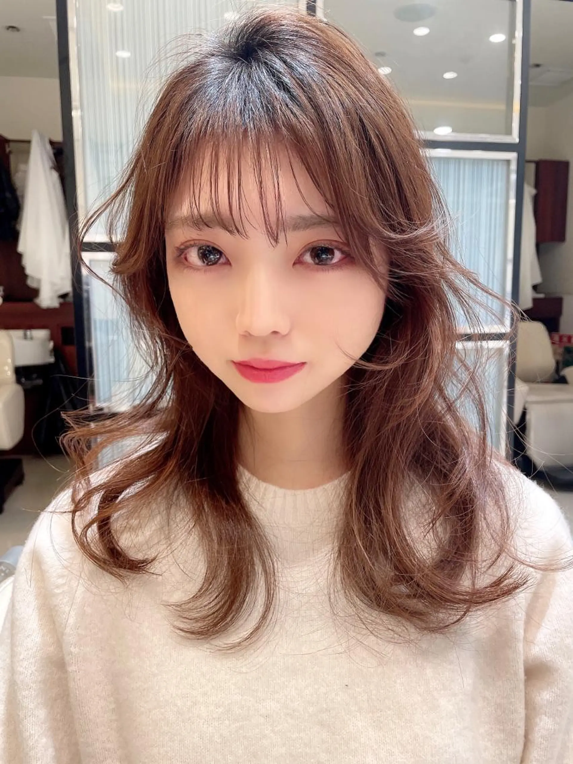 セミロング ヘアカラー トリートメント 💗ブリーチなし 垢抜け💗徳井はやとのヘアスタイル