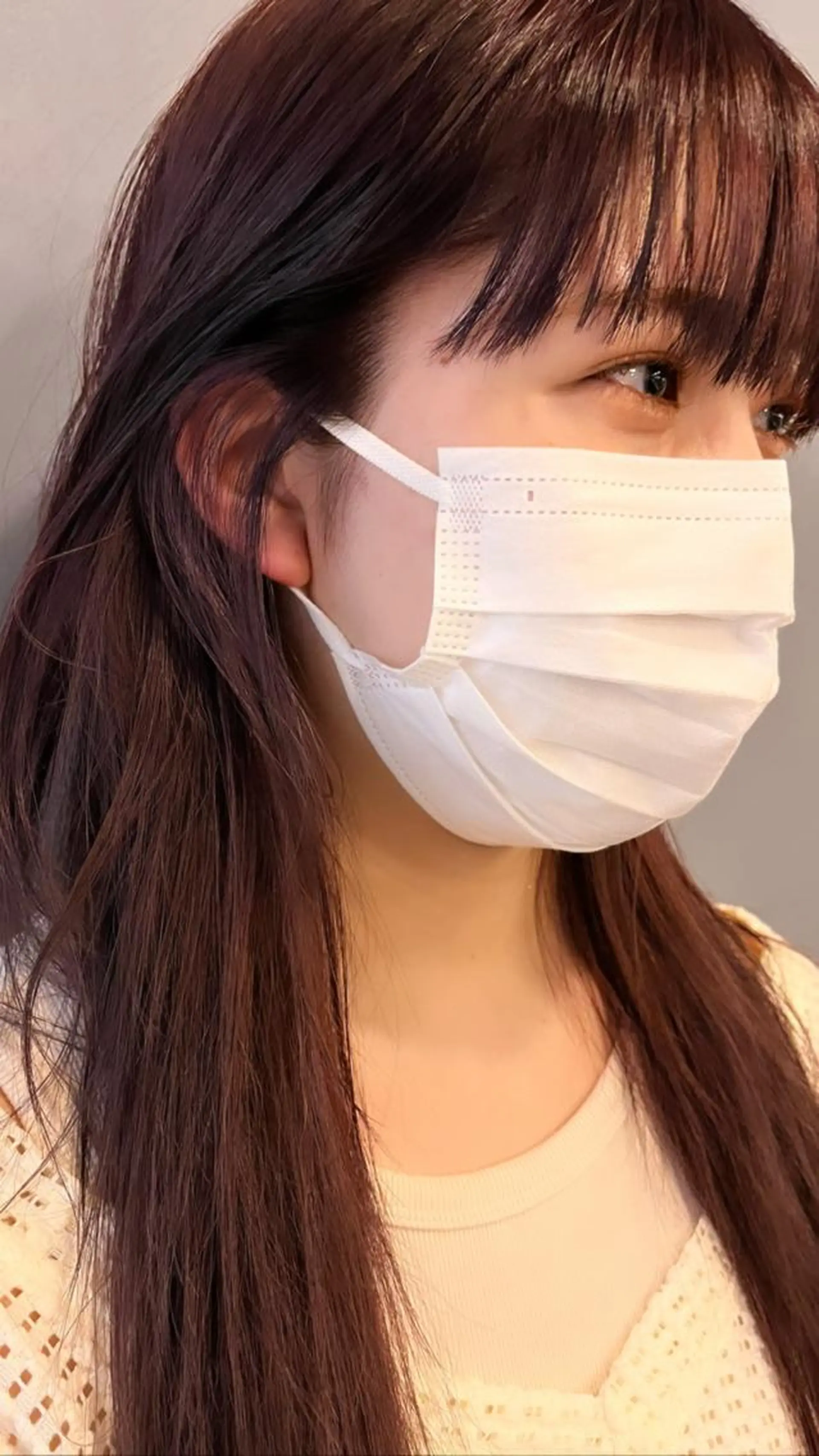 ミディアム KOCHAB 中村穂風のヘアスタイル
