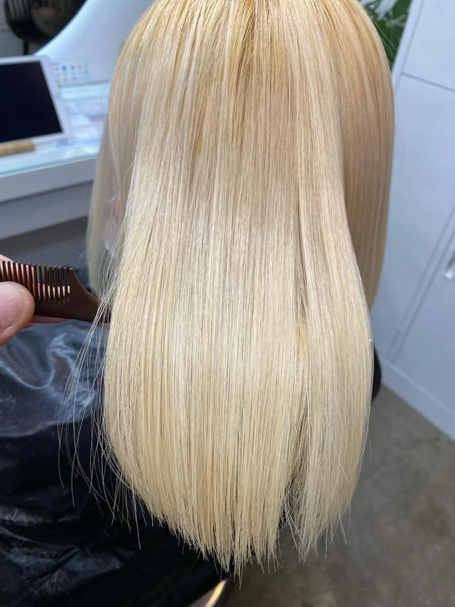 ミディアム カット ヘアカラー トリートメント WHALE hair salon所属・WHALE hair salonのヘアスタイル