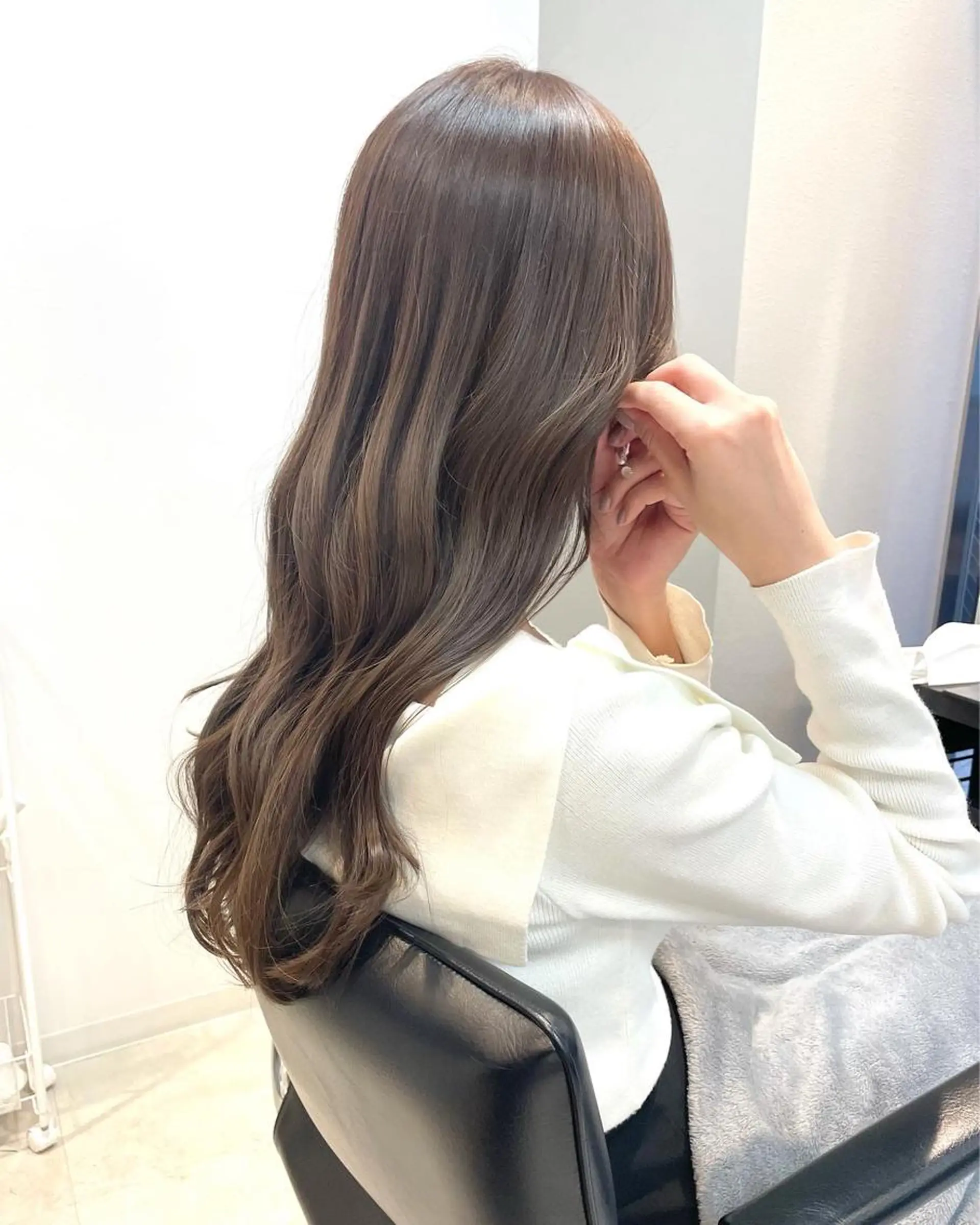 ロング カラー ベージュカラー ブリーチ 透明感カラー ミルクティーベージュ ブリーチなしカラー ヘアカラー 🍨モテベージュ🩰 miraiのヘアスタイル