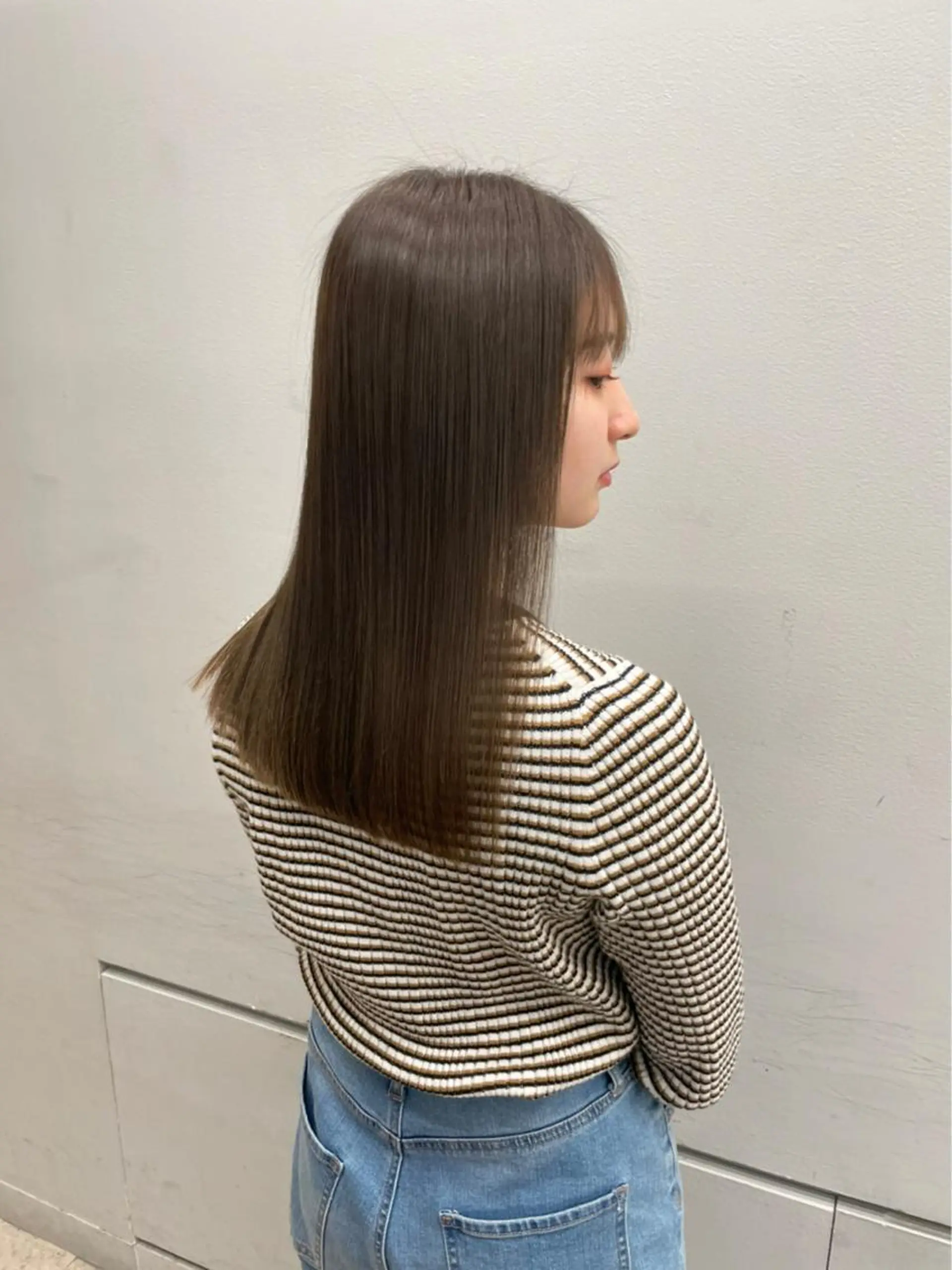 セミロング カット ヘアカラー トリートメント 🖤🤍石川 アイリ🤍🖤のヘアスタイル