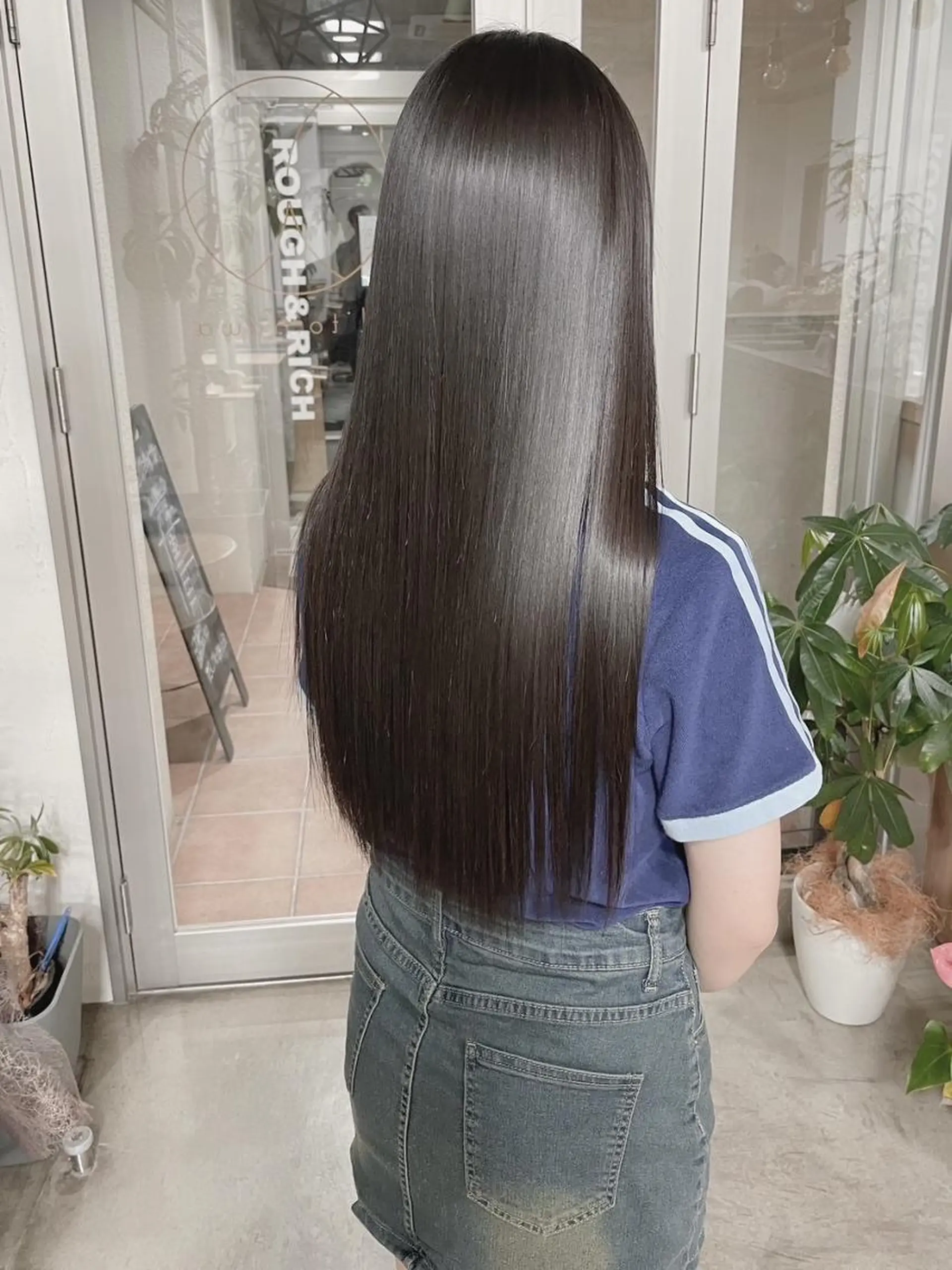 ロング 髪質改善 カット 縮毛矯正 トリートメント 髪質改善✨縮毛矯正✨ が得意‼️高島英隆のヘアスタイル