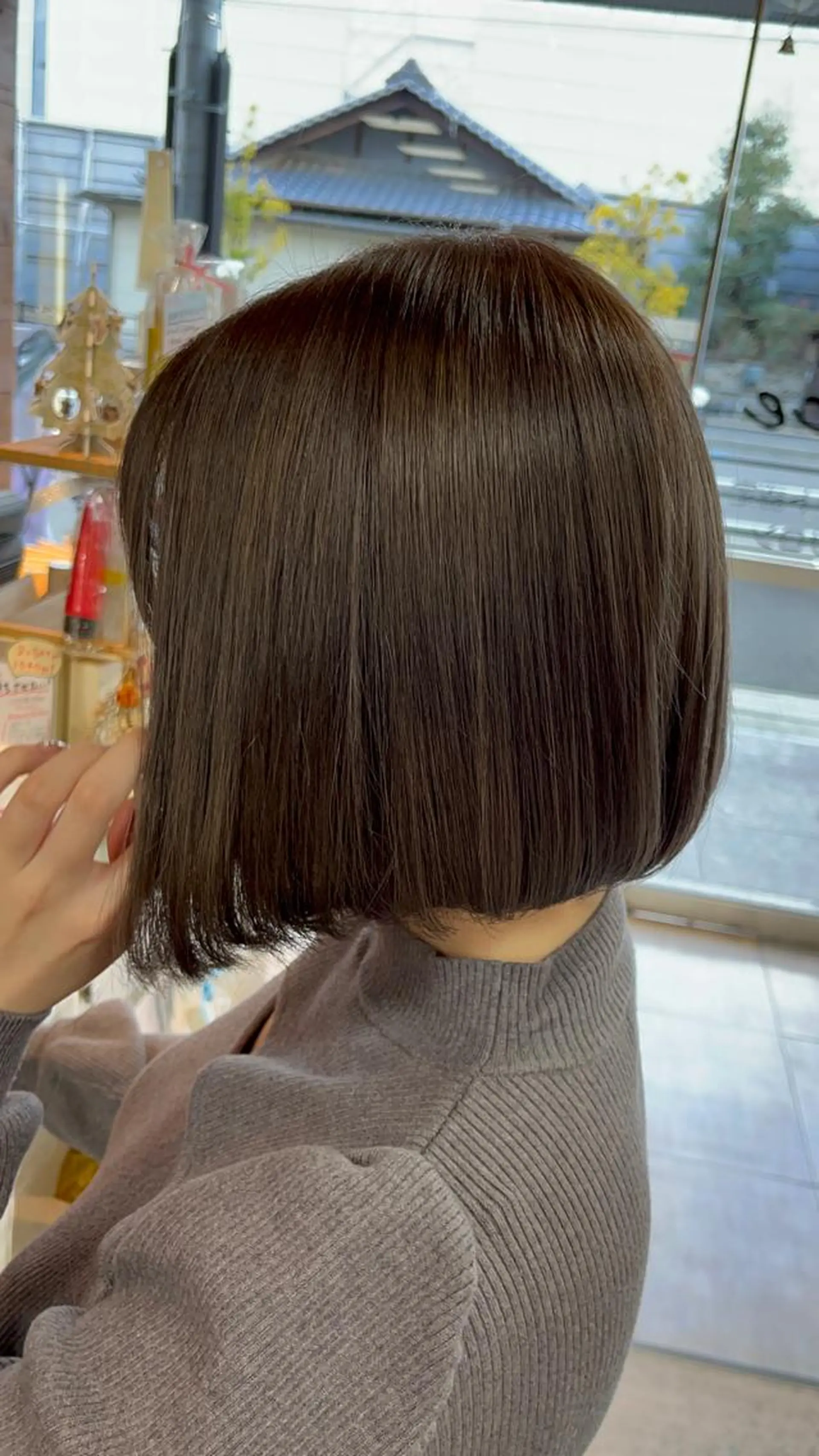 ショート カラー ヘアアレンジ カット ヘアカラー トリートメント インナー×縮毛矯正 ピンクカラー澤井里菜のヘアスタイル