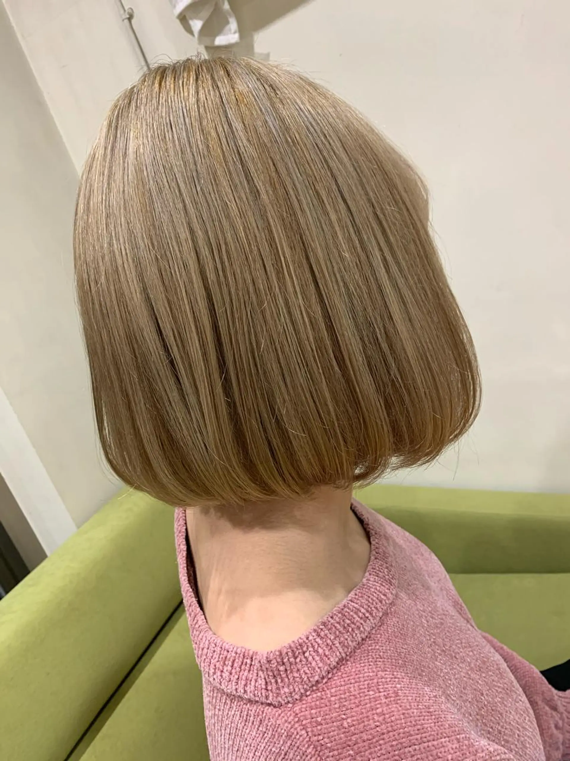 ショート ヘアカラー トリートメント 丸山 亜加理のヘアスタイル