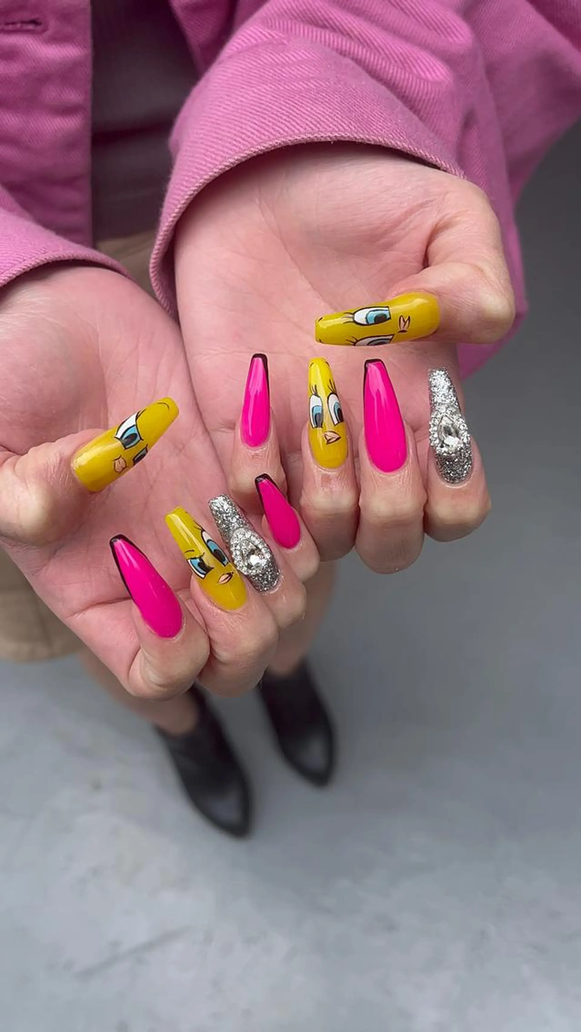 ネイル IROHA Nail 矢掛萌子のネイルデザイン