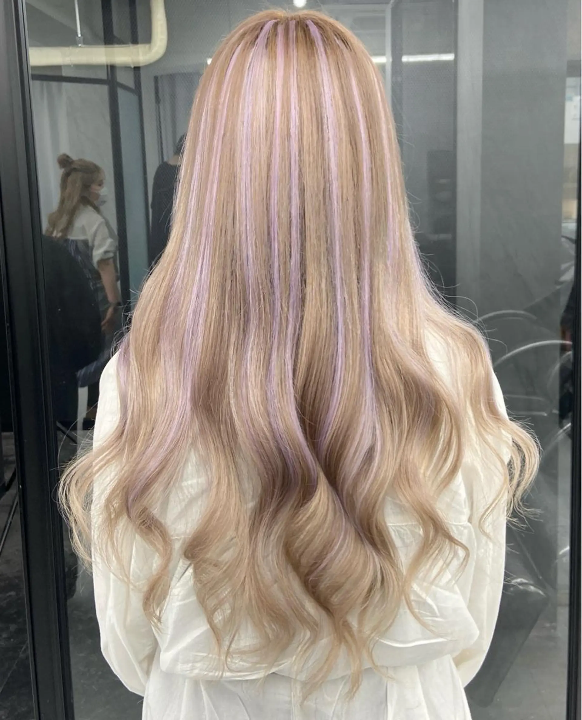 ロング カラー ハイトーンカラー ヘアカラー トリートメント エクステ ミルボンAujua認定サロン Ria  OSAKA 梅田所属・メンズ、エクステ特化 Ryuのヘアスタイル