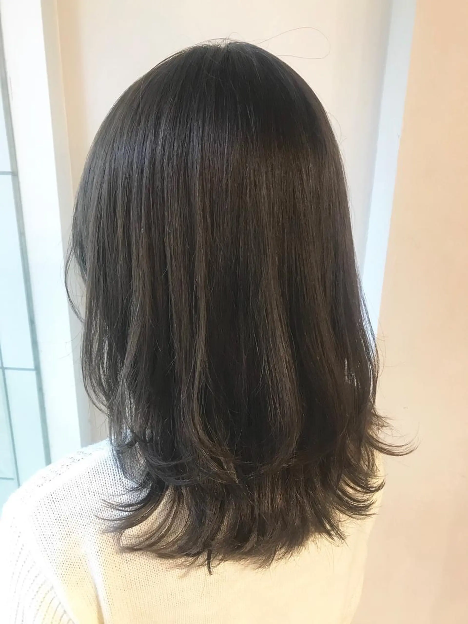 ミディアム カラー アディクシーカラー レイヤーカット Neolive Cava 相模大野店所属・sola: neoliveのヘアスタイル