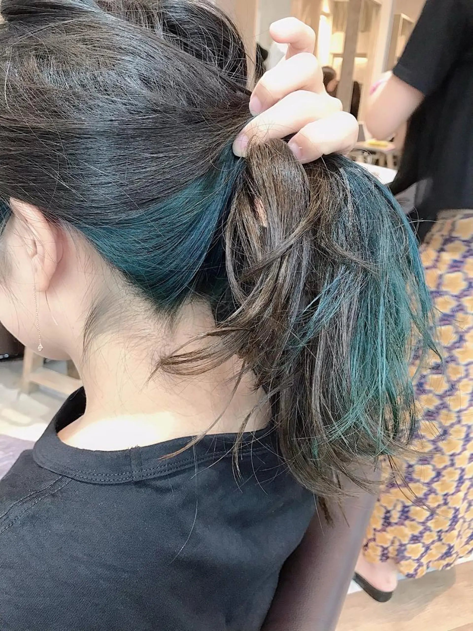 ミディアム カラー アディクシーカラー アクアカラー ブルーカラー イルミナカラー インナーカラー カット 縮毛矯正 トリートメント ✨似合うのその先へ✨ 田中延和のヘアスタイル