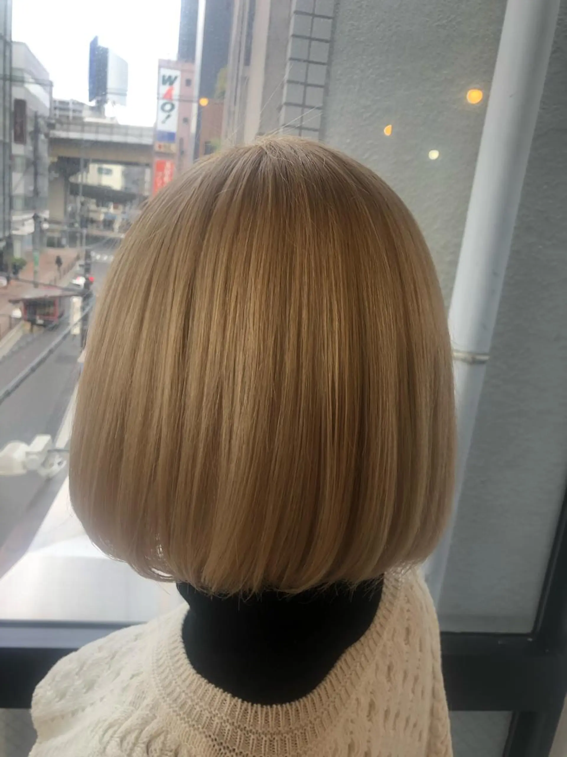 ショート カラー 髪質改善＆ブリーチ 伊勢　祐一郎のヘアスタイル