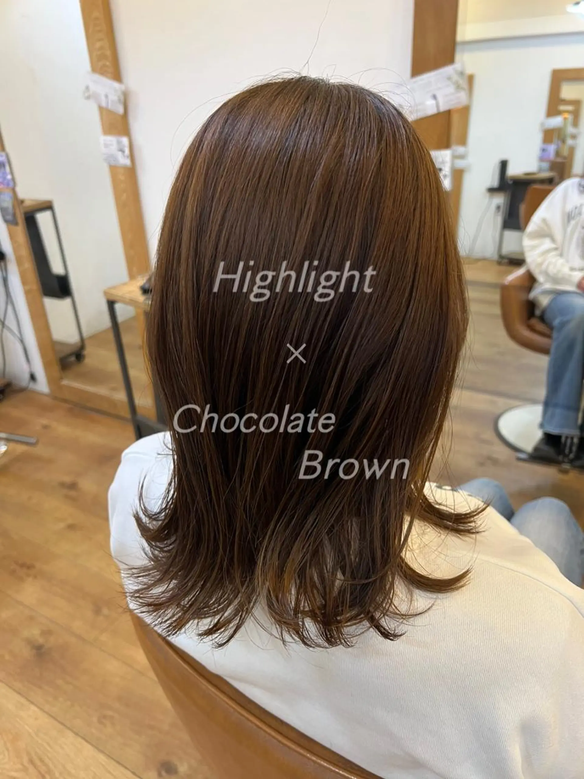 ミディアム 艶ハイトーン🔆 ️️️安座間 希のヘアスタイル