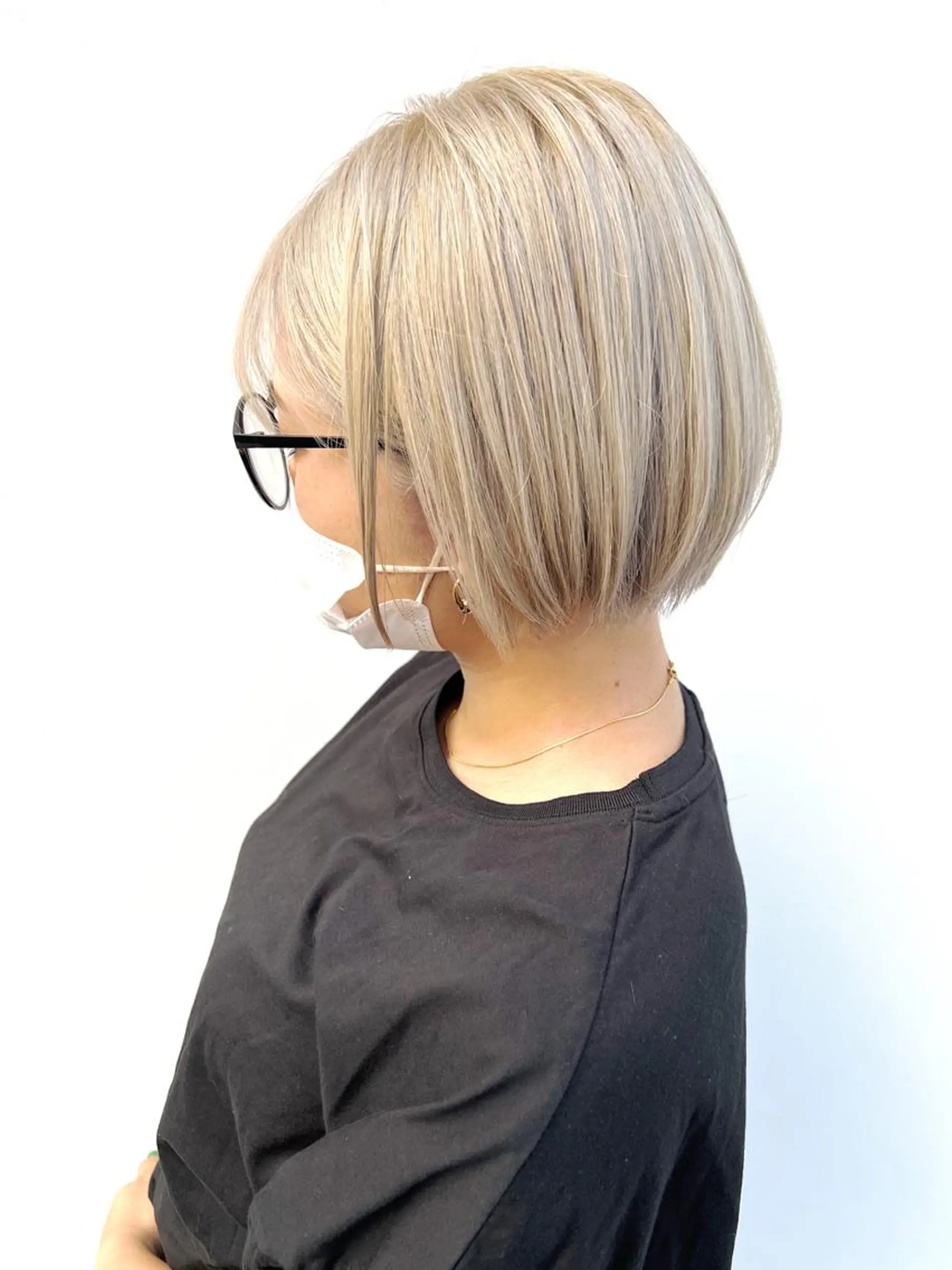 ショート ヘアカラー 飄逸カットサロン所属・結城 正俊のヘアスタイル