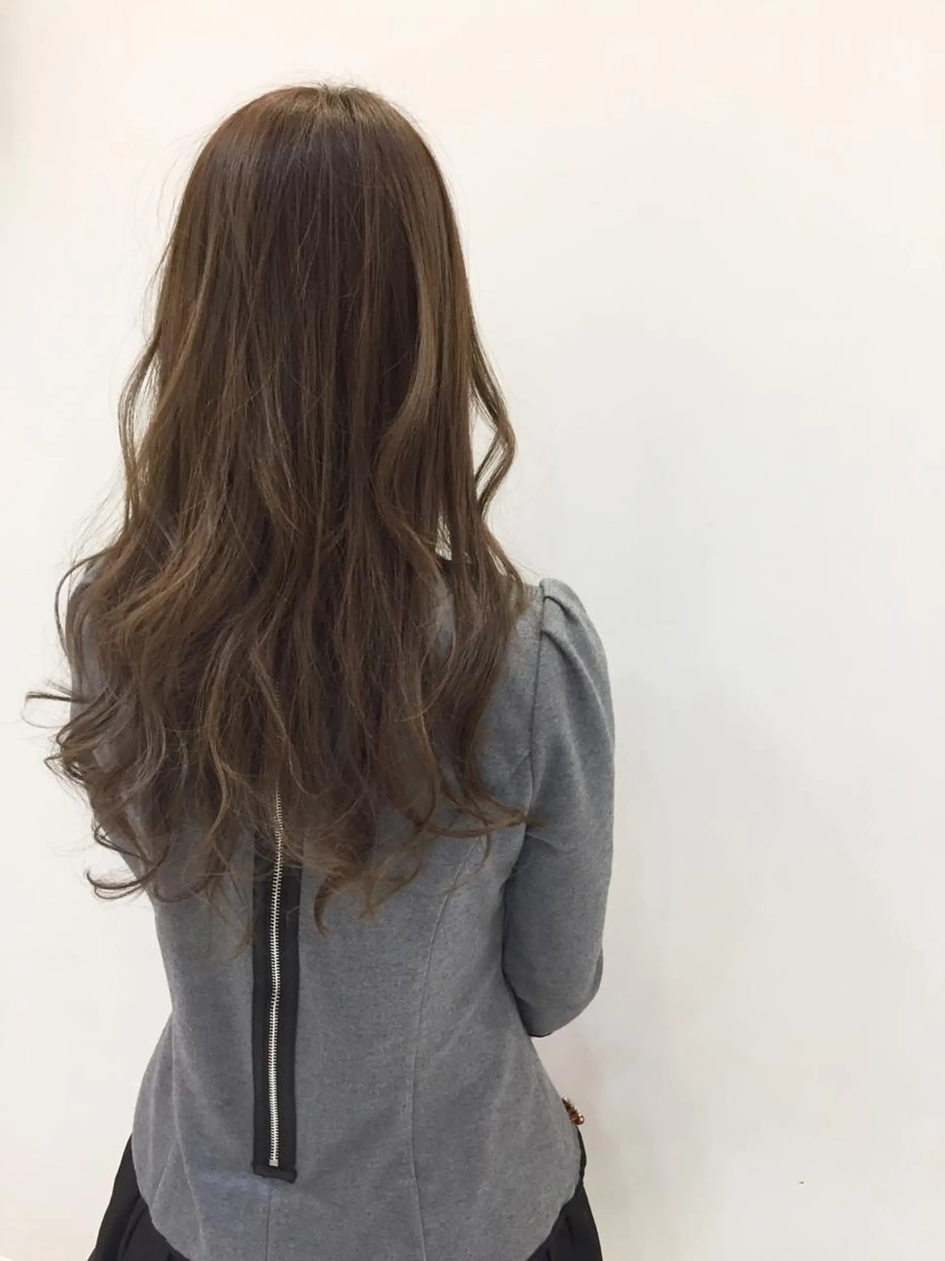 ロング カラー シールエクステ⭐️ オオミタクヤのヘアスタイル