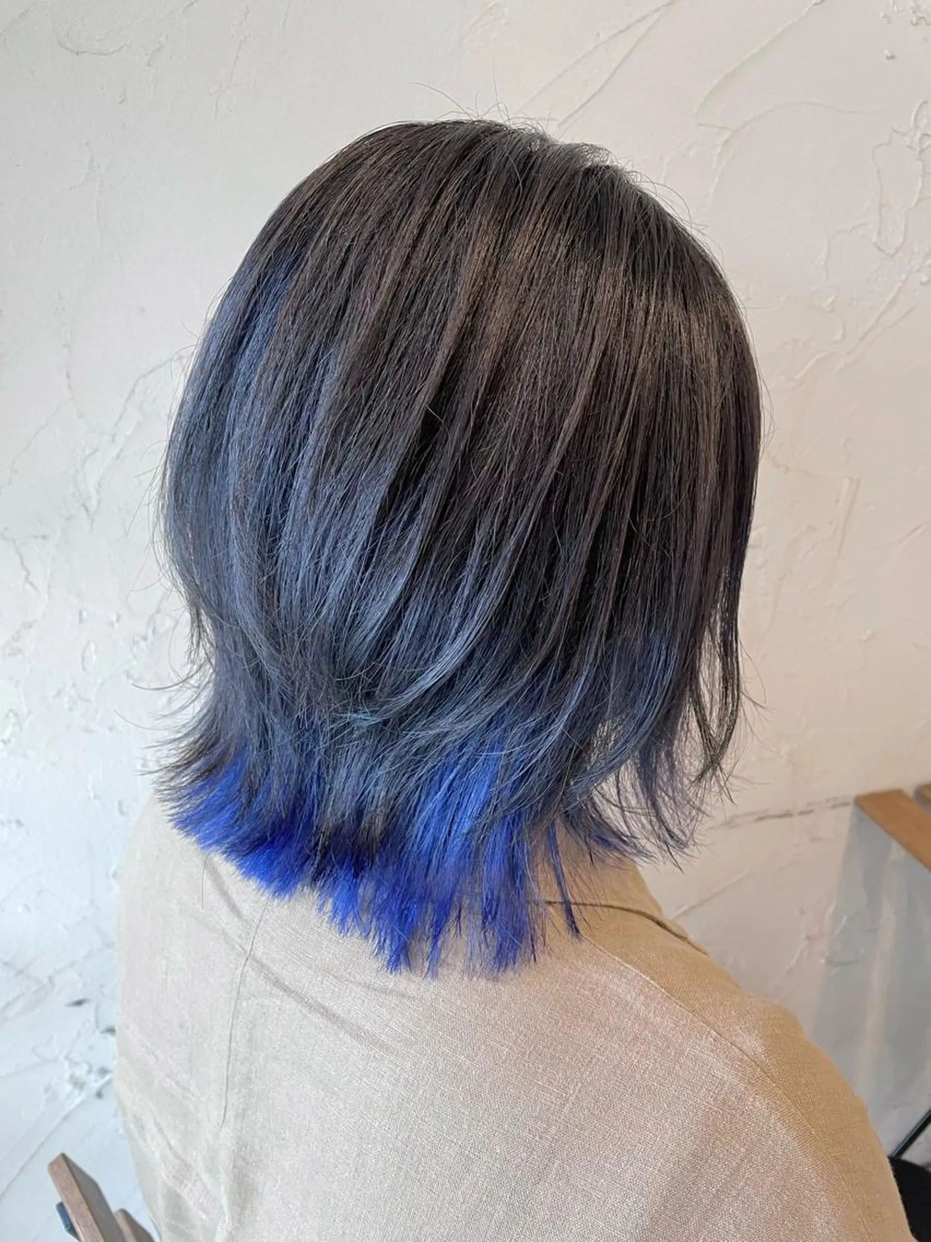 ミディアム カラー ブルーカラー ウルフカット メンズ特化/パーマ指 名No.1/百瀬太郎のヘアスタイル