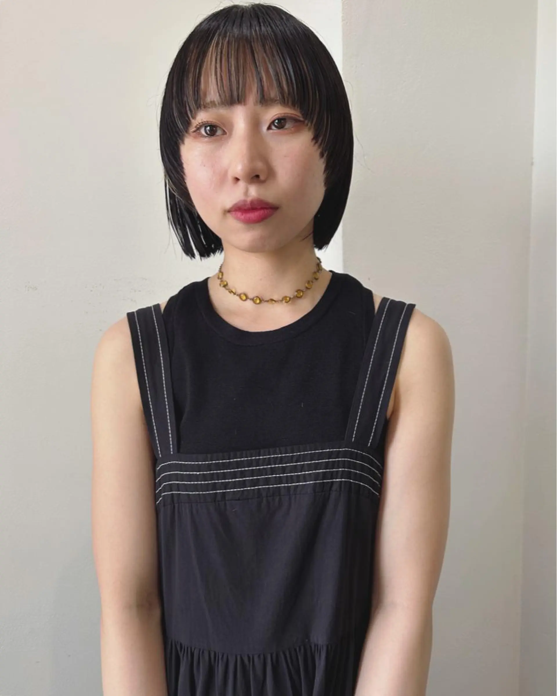 ショート カラー ボブ カット ヘアカラー トリートメント Loom.所属・村上雅人 ナチュラルモードのヘアスタイル