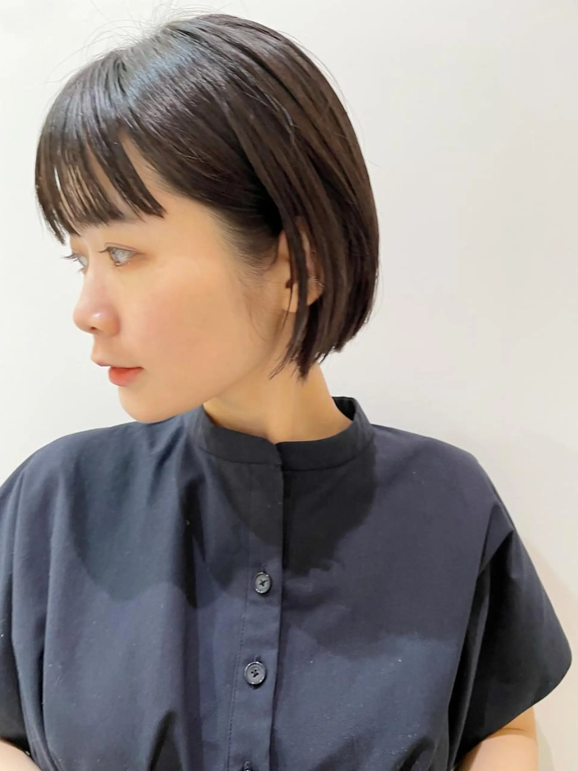 ショート 透明感カラー🌿 CARICIA三浦のヘアスタイル