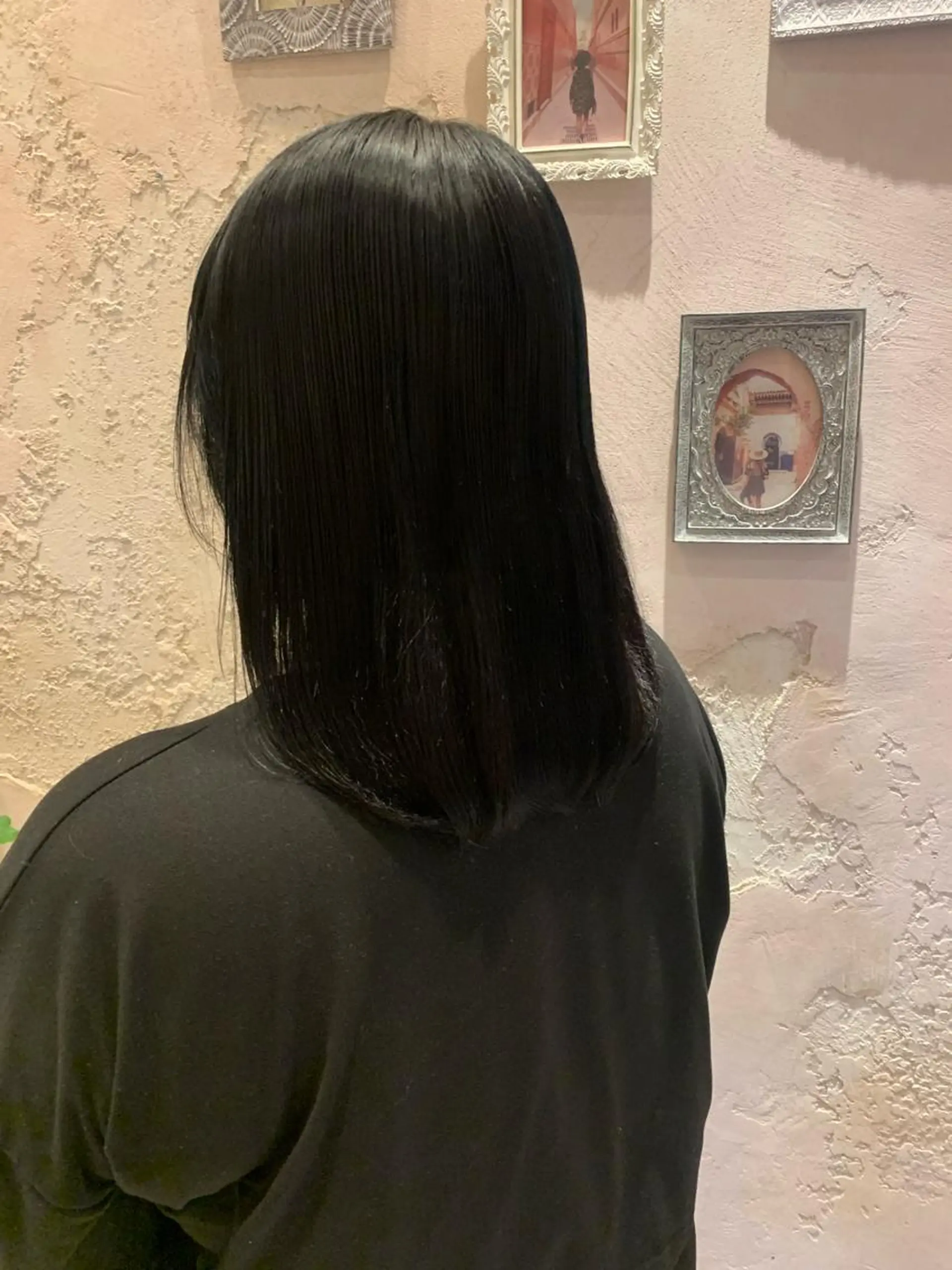 セミロング カラー 川井麻由🎀アイドル 量産🎀ピンクカラーのヘアスタイル