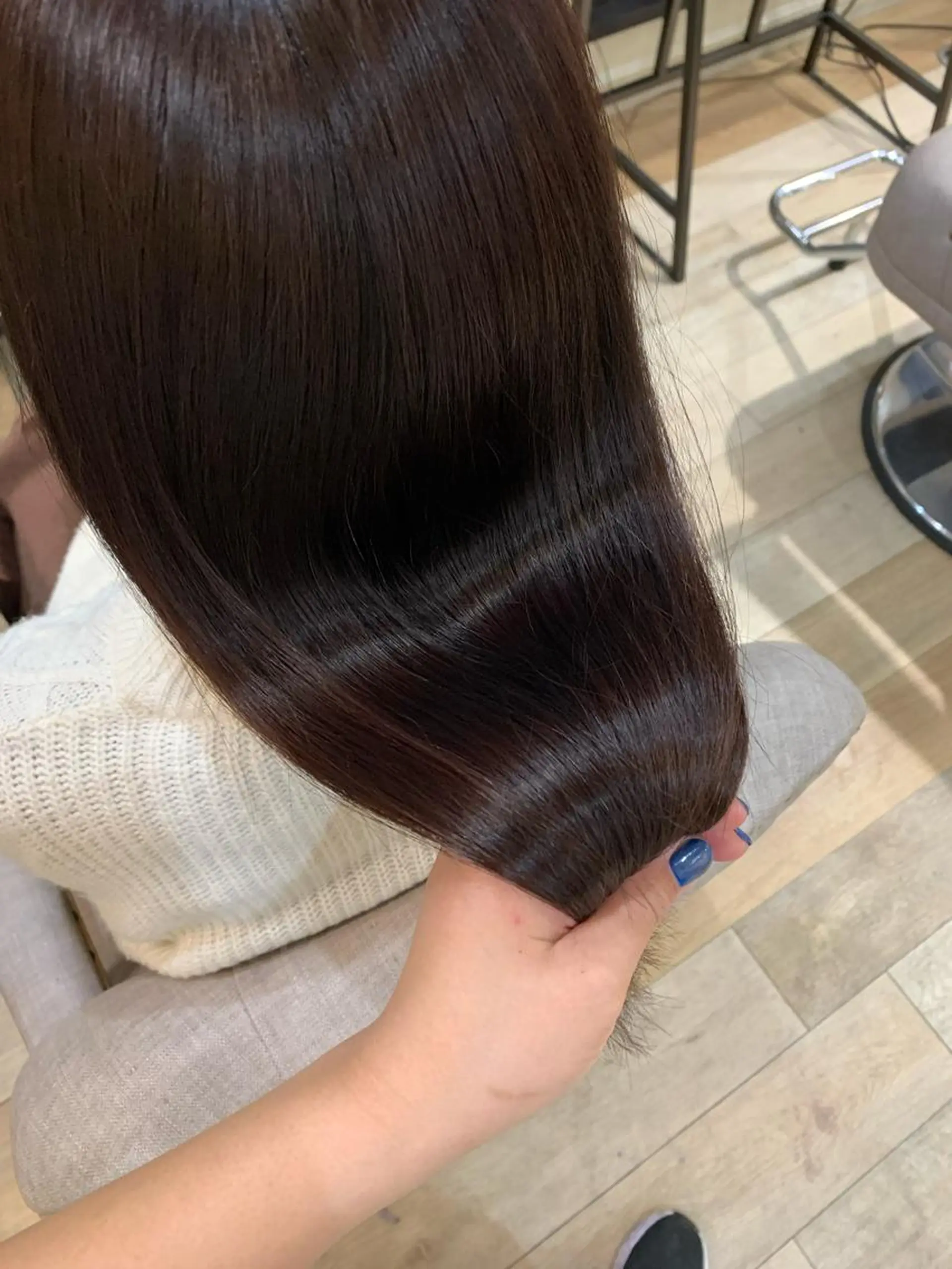 ロング カラー カット ヘアカラー トリートメント 上田 紗也のヘアスタイル