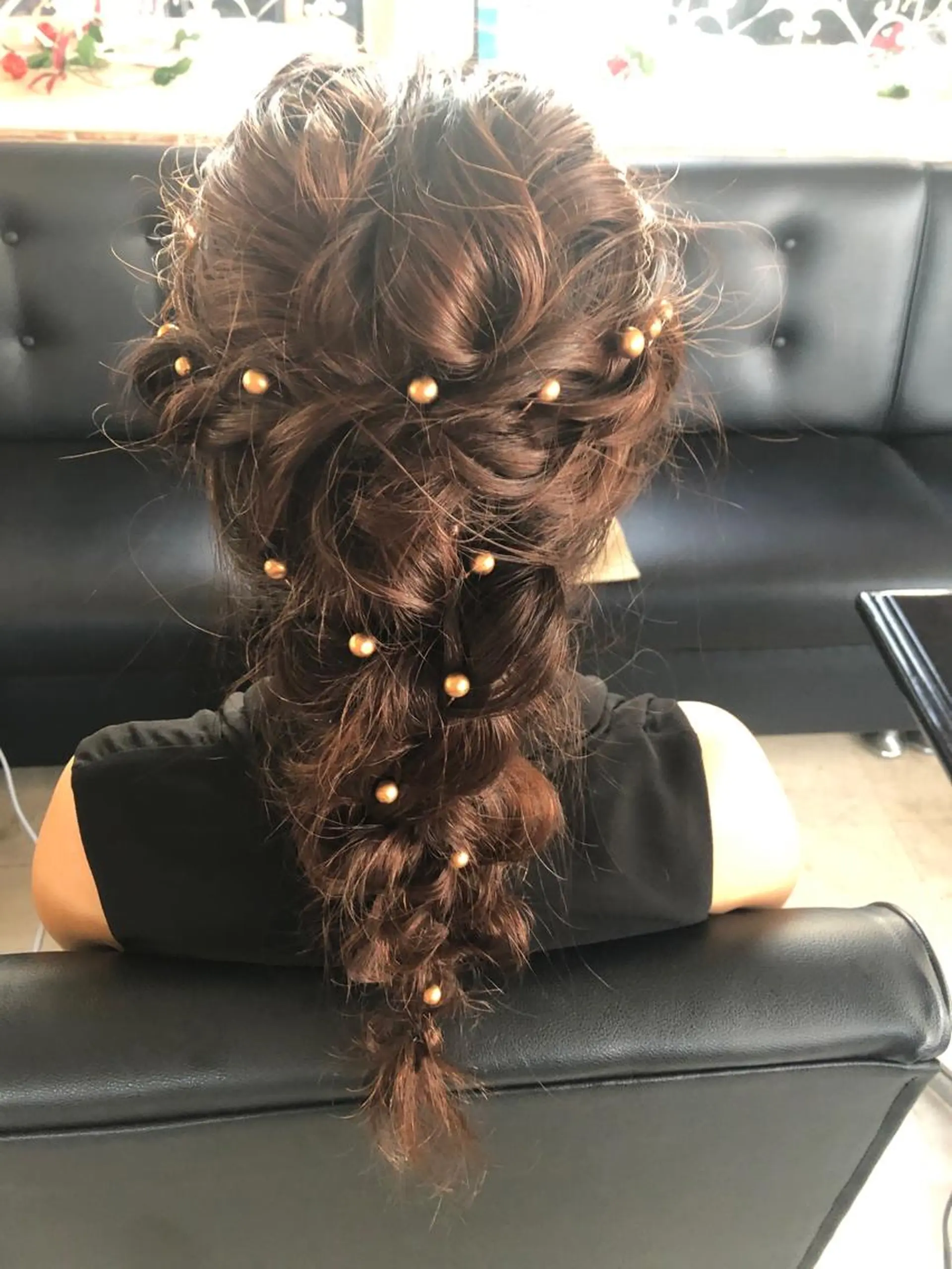 ロング カラー パーマ ヘアアレンジ キッズ ネイル マツエク・マツパ 銀河 ティンガーラのヘアスタイル